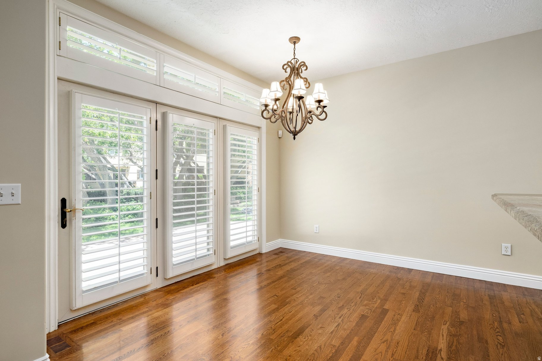 HIDDEN OAK E - Residential