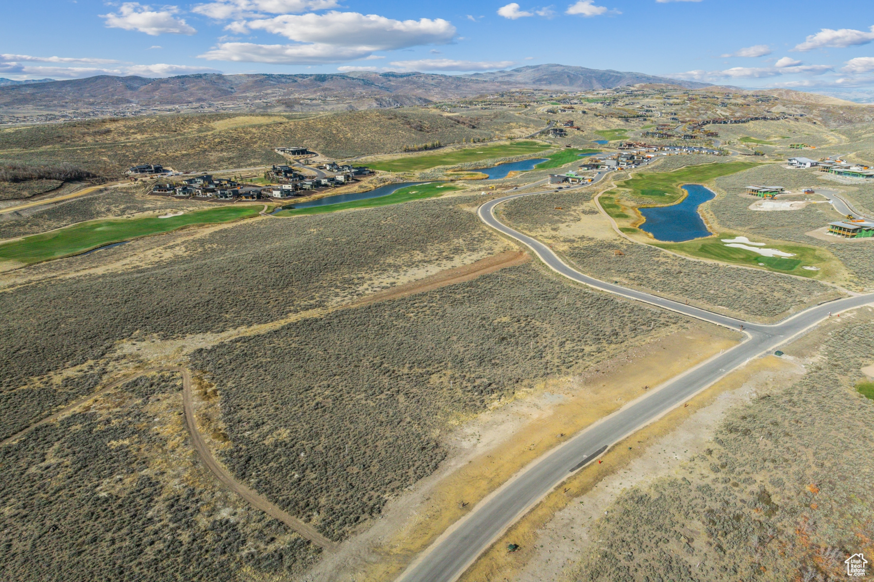 HAWKS PASS - Residential