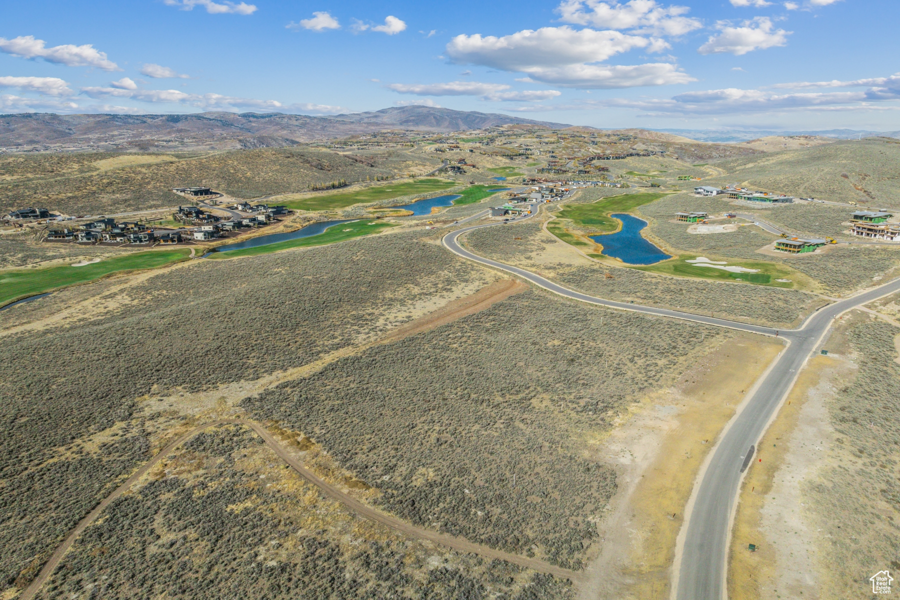 HAWKS PASS - Residential