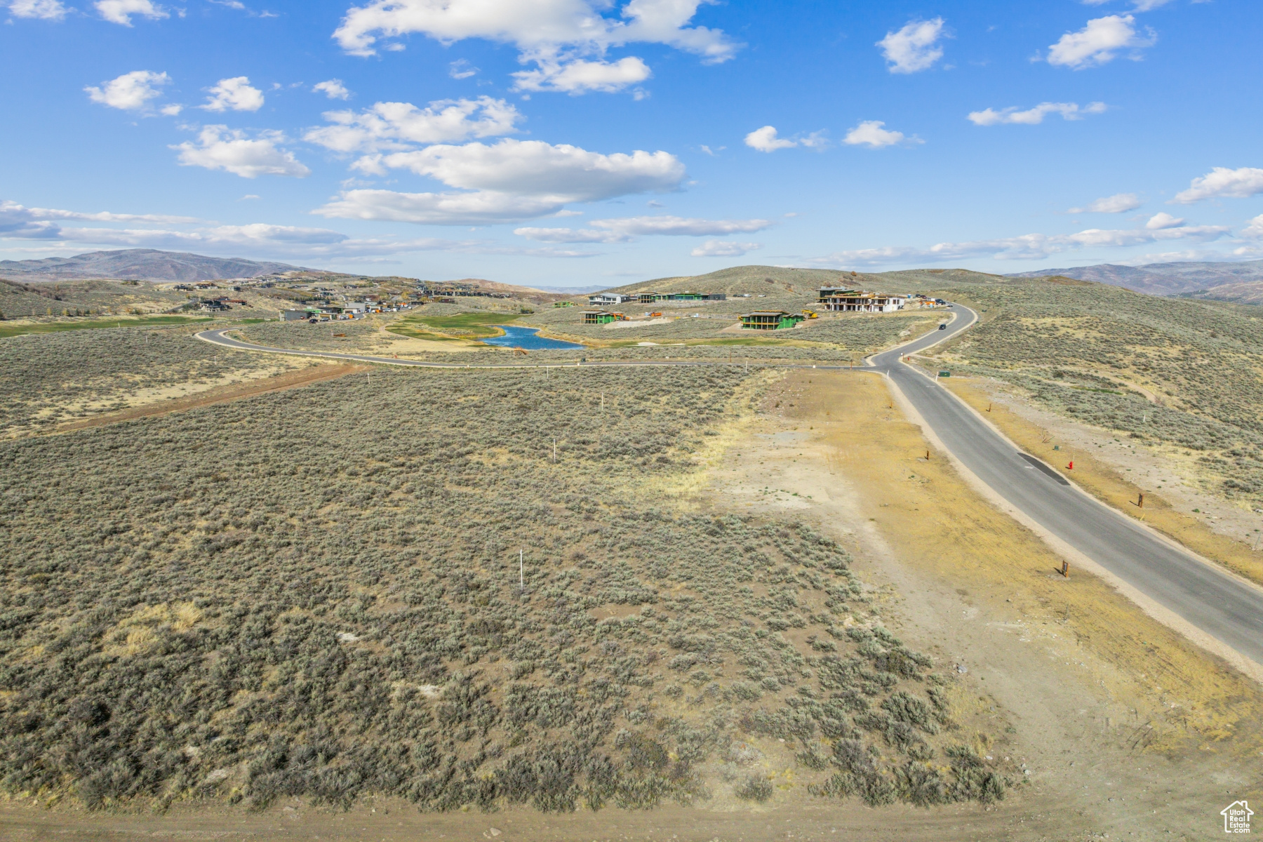HAWKS PASS - Residential