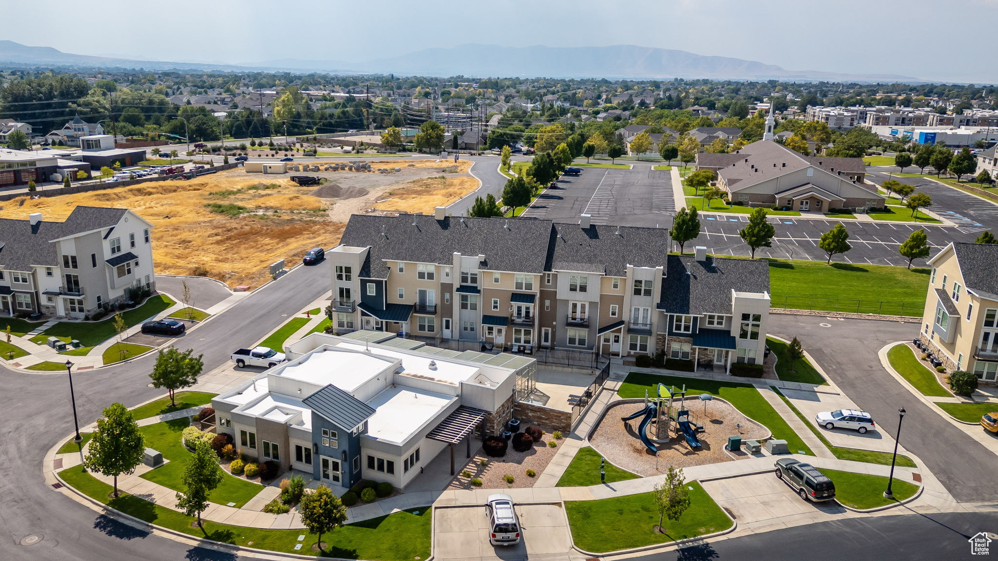 THE RIDGE - Residential