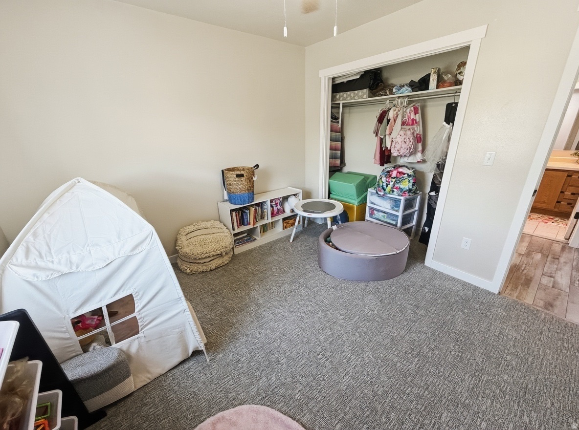 WESTWOOD ESTATES - Residential