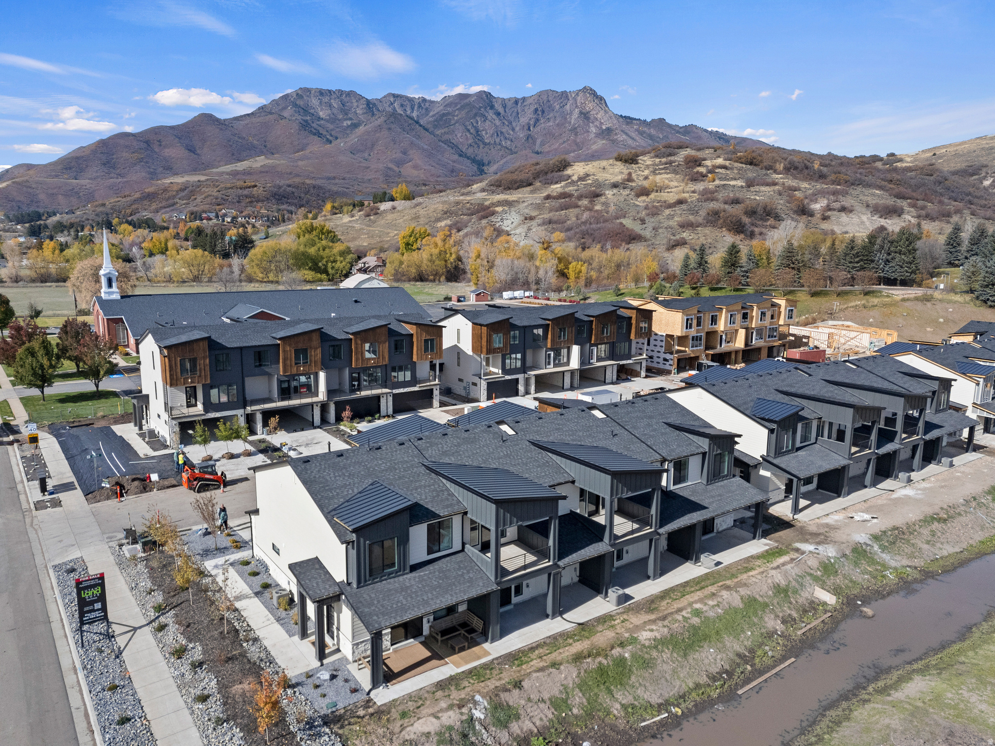Welcome to Mountain Green! Discover the perfect blend of comfort and modern living in our welcoming community. Nestled in serene landscapes, our community offers easy access to top-tier schools, and an abundance of recreational activities.  SQFT to be verified by Buyer.