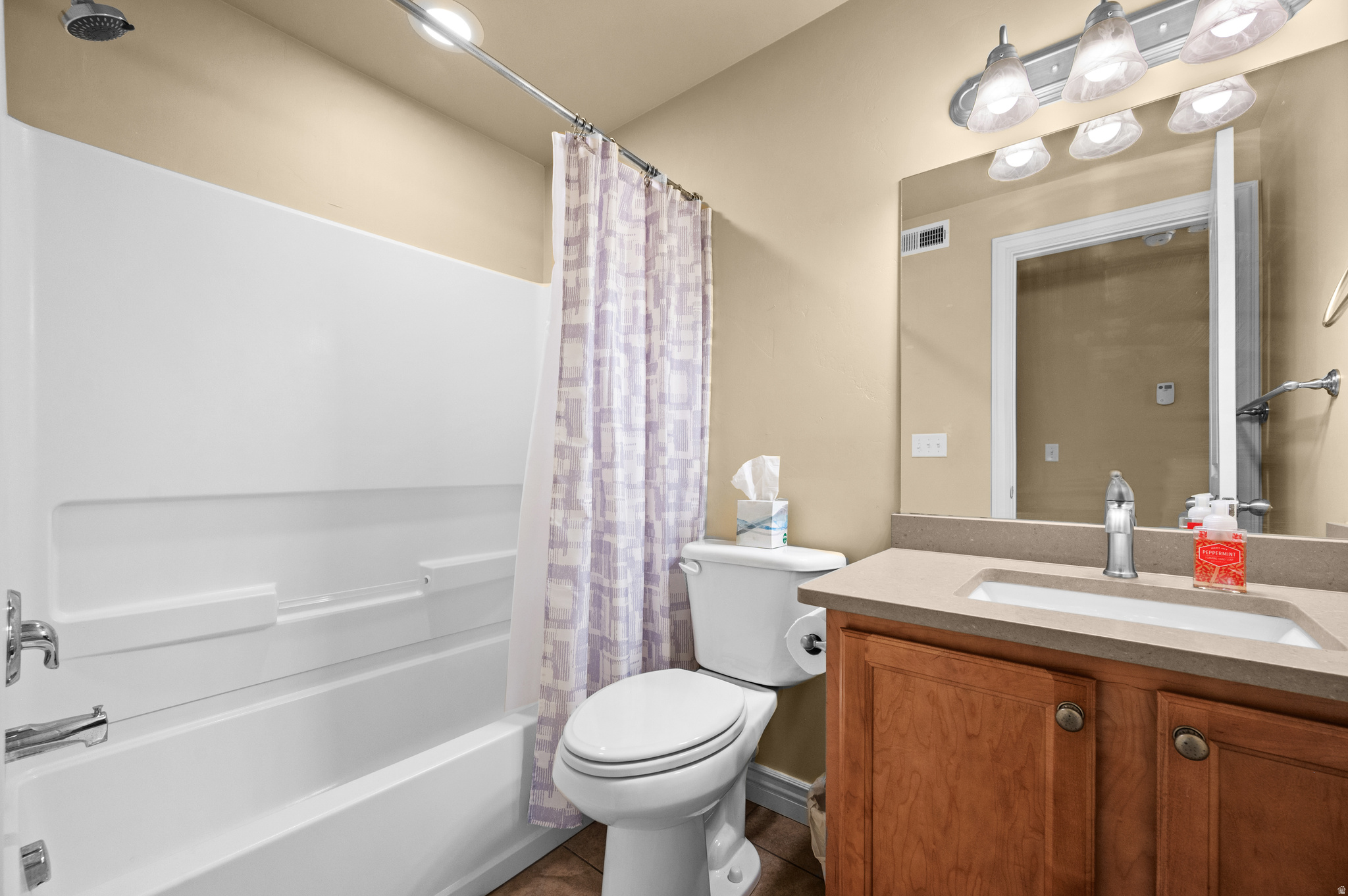 KENNECOTT - Residential