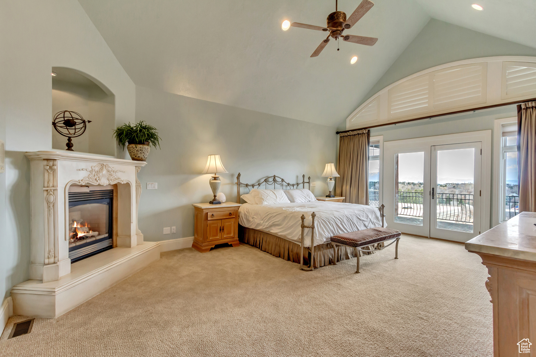 HOLLY VIEW ACRES - Residential