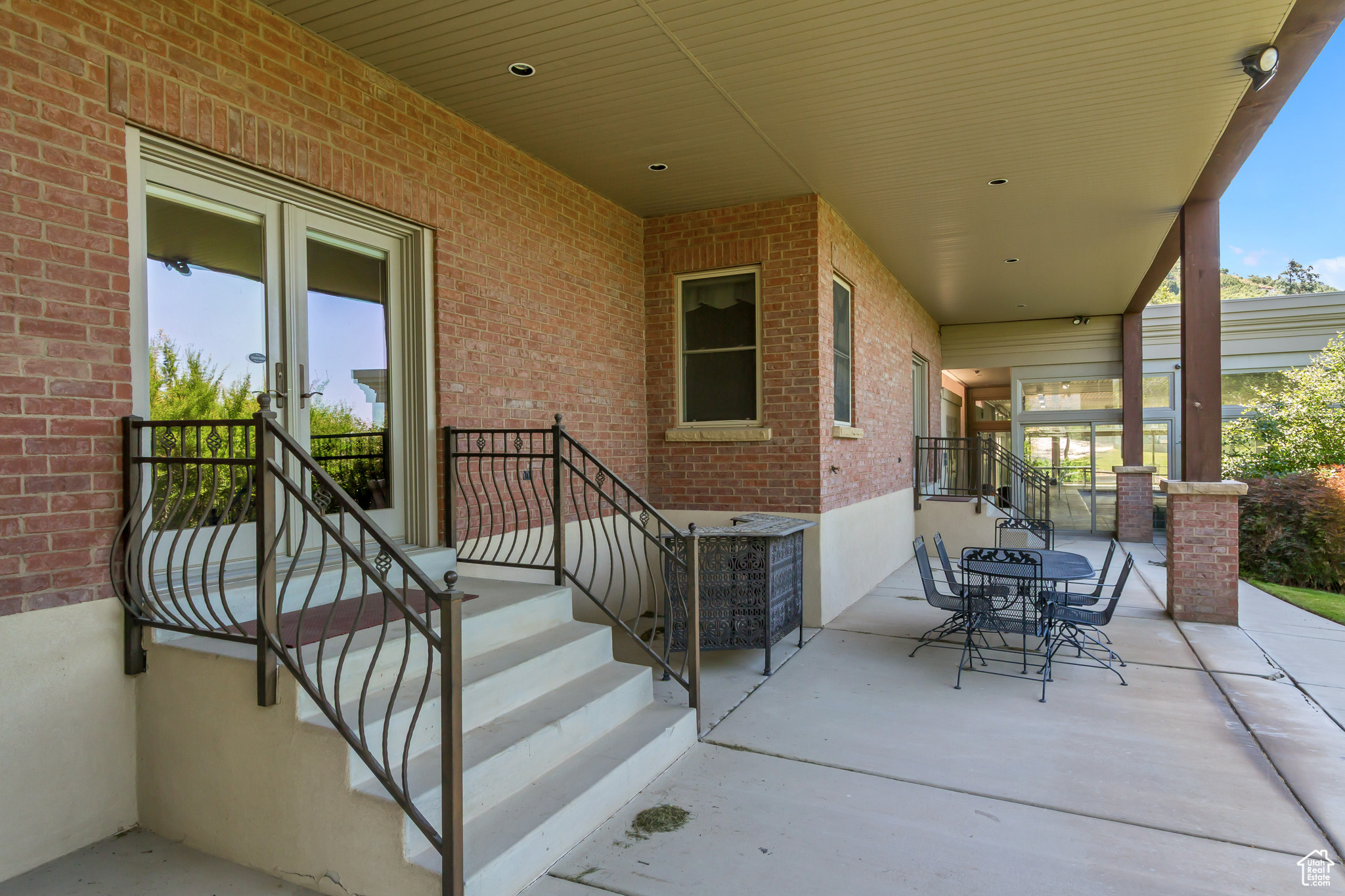 HOLLY VIEW ACRES - Residential