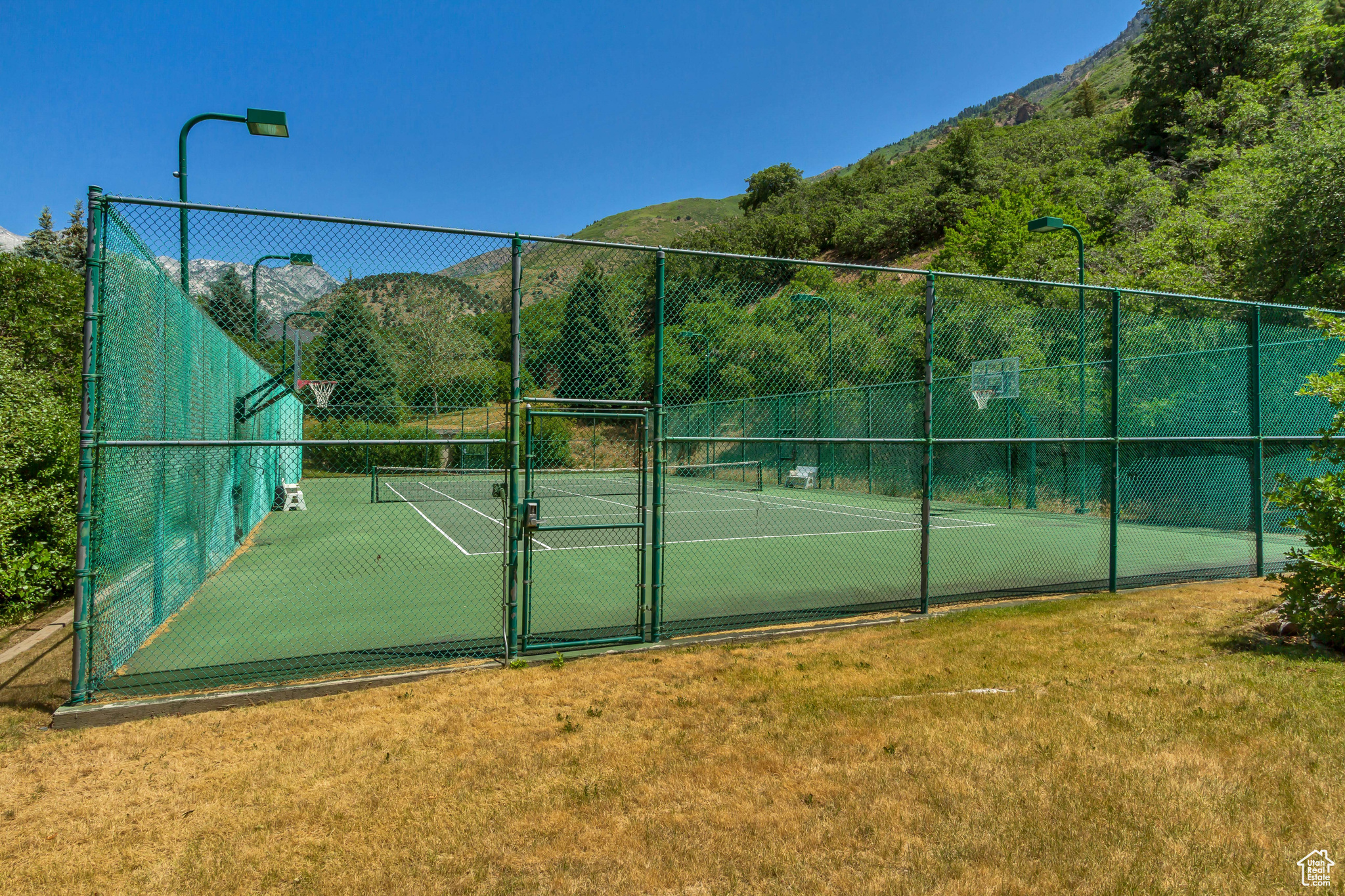 HOLLY VIEW ACRES - Residential