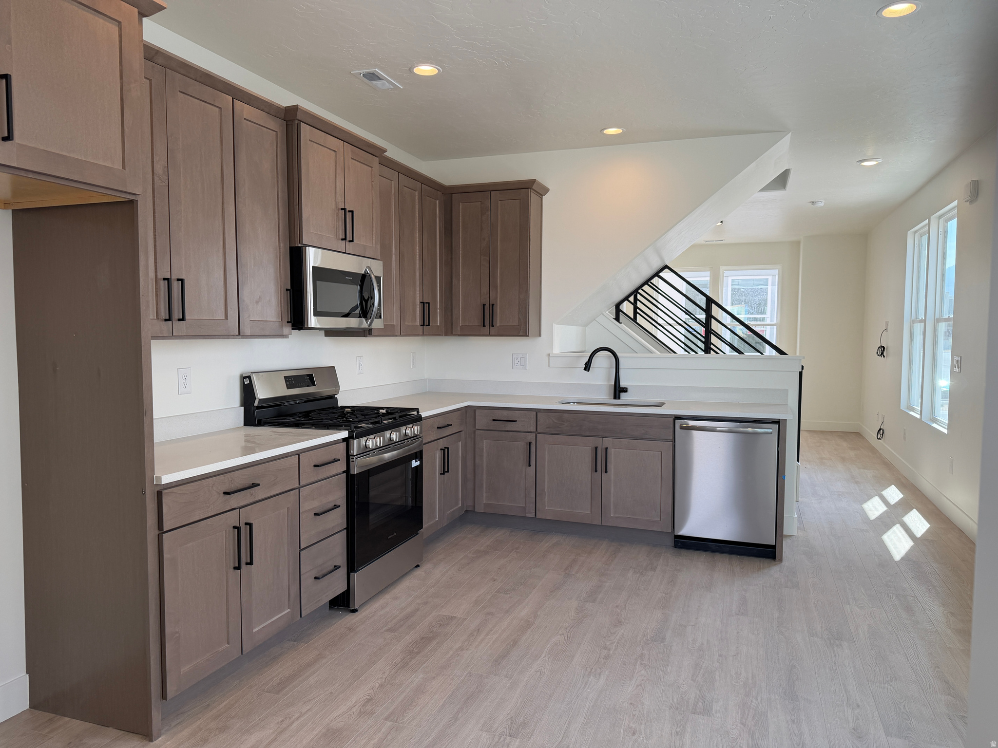 DOWNTOWN DAYBREAK - Residential