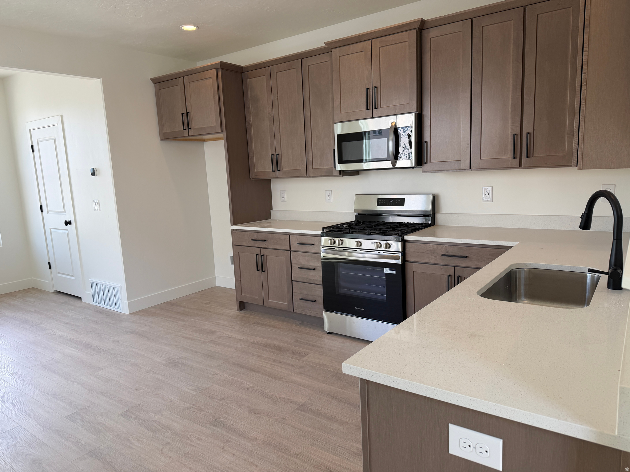 DOWNTOWN DAYBREAK - Residential