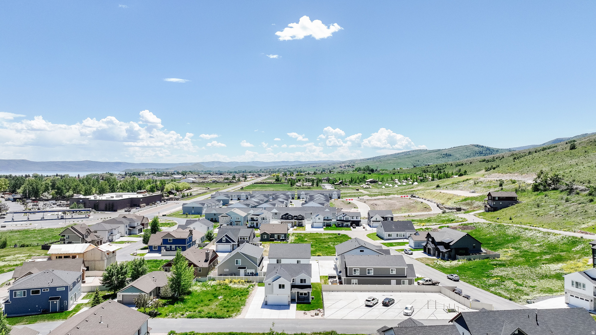 LOCHWOOD - Residential
