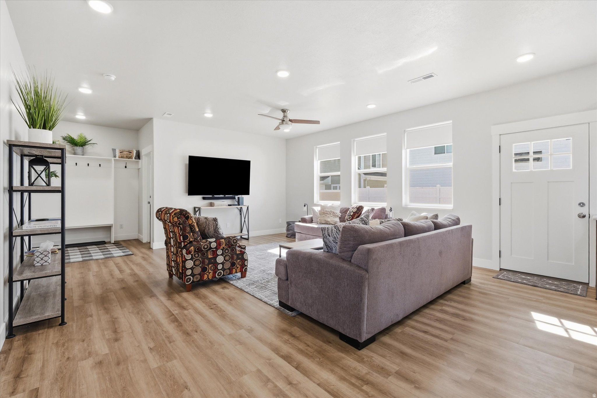 LOCHWOOD - Residential
