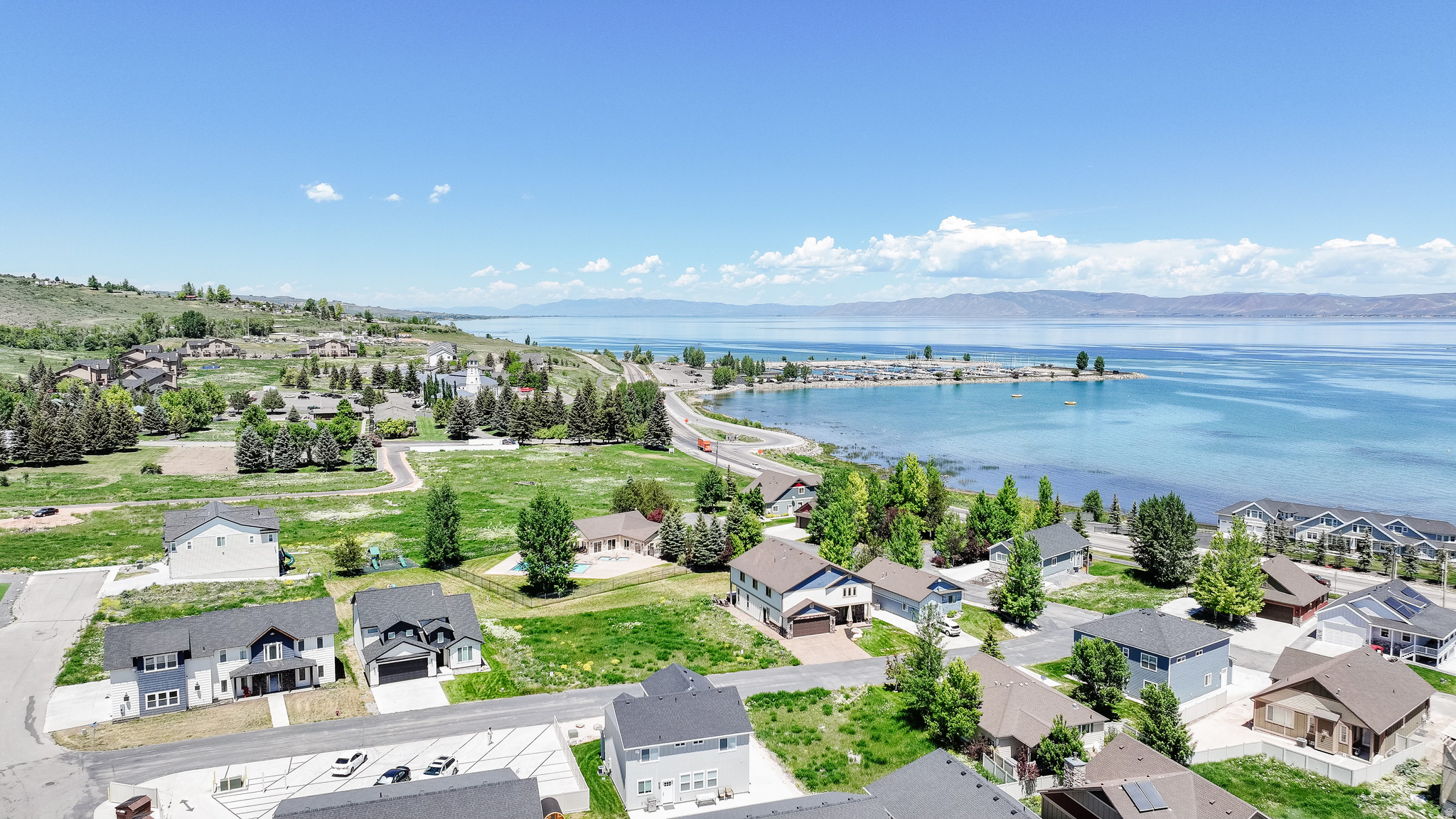 LOCHWOOD - Residential