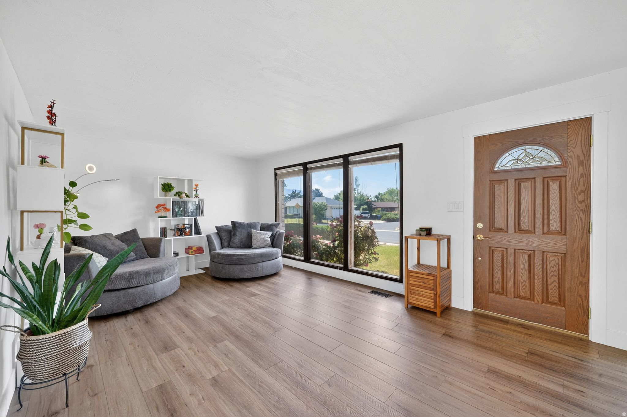 GRAND-DALE ESTATES S - Residential