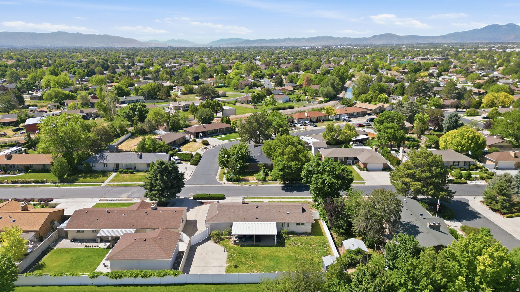 GRAND-DALE ESTATES S - Residential