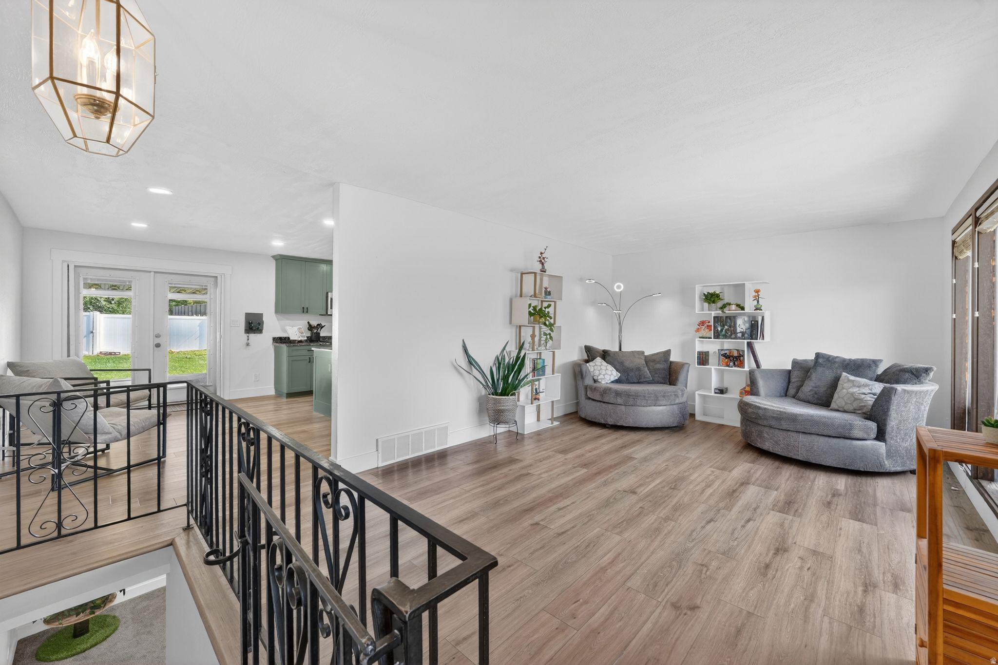 GRAND-DALE ESTATES S - Residential