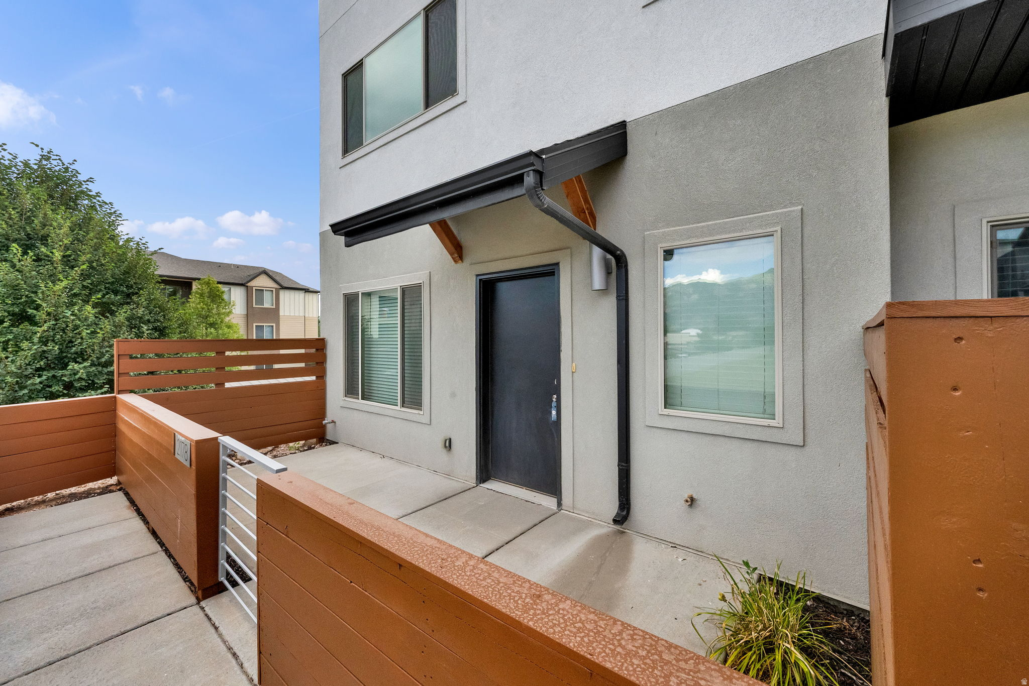 SUNRIVER TOWNHOMES - Residential