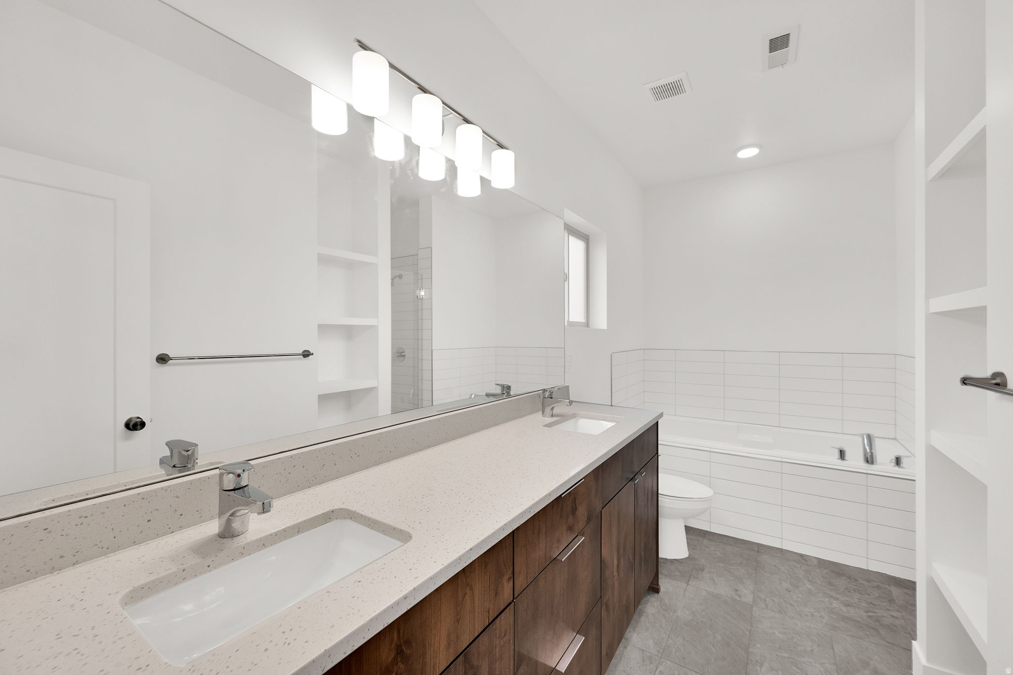 SUNRIVER TOWNHOMES - Residential