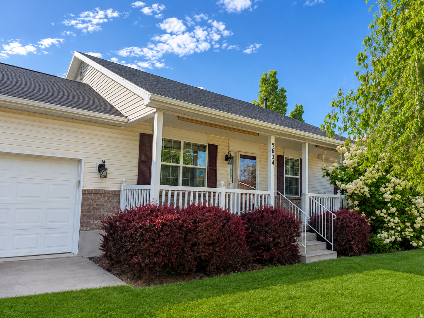 VILLAGES AT STANSBURY - Residential