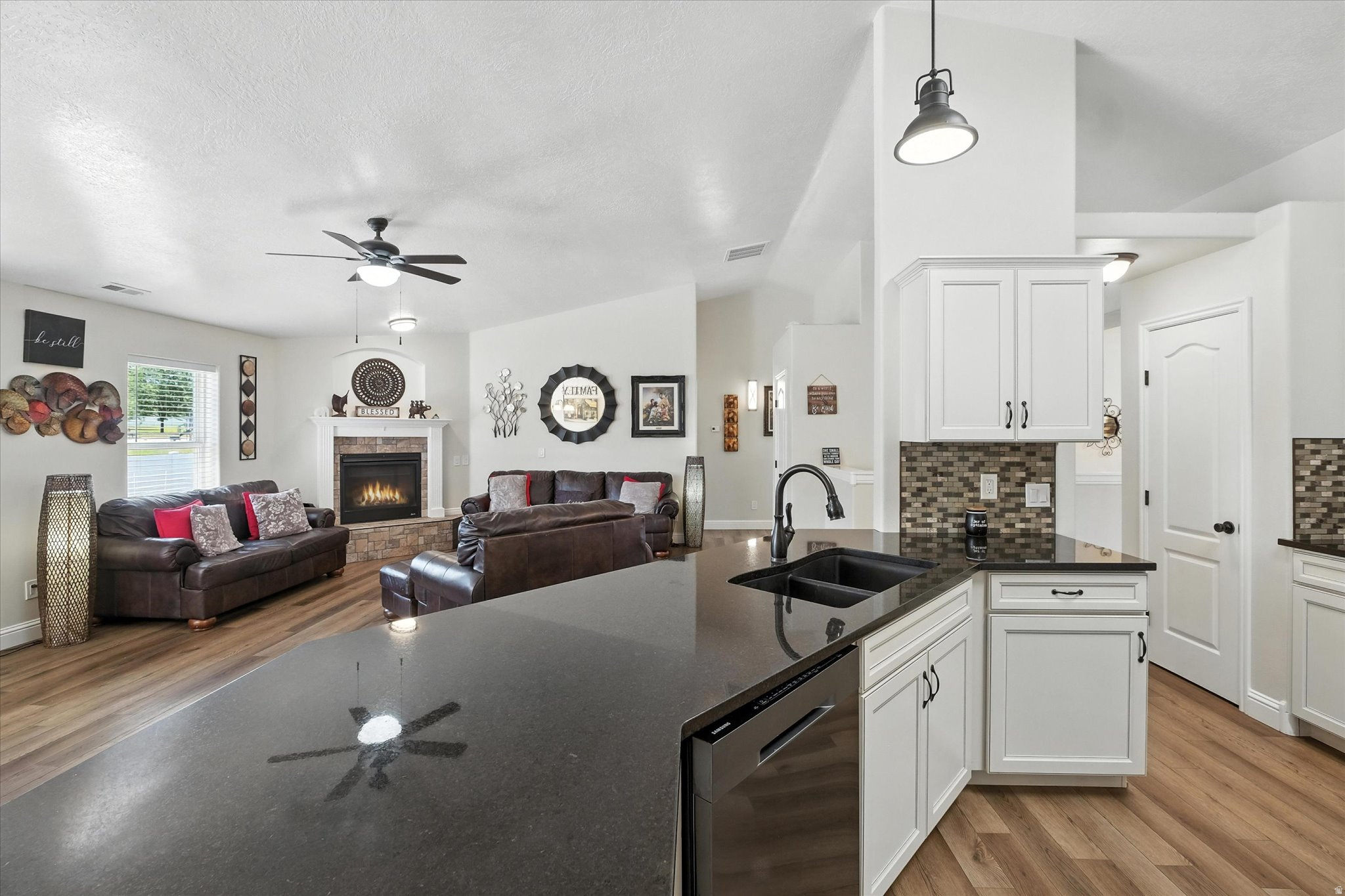 ASPEN MEADOWS - Residential