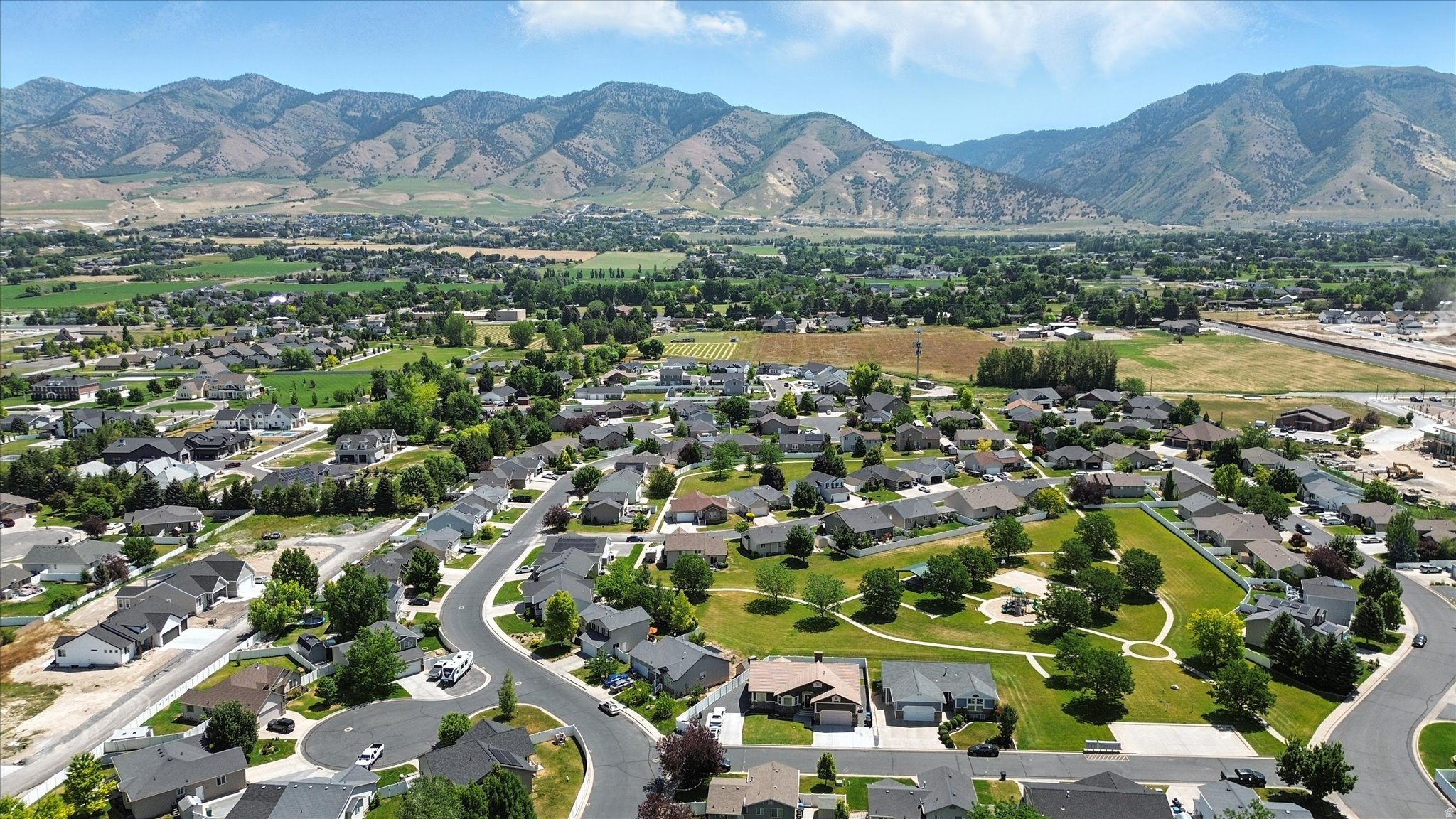 ASPEN MEADOWS - Residential