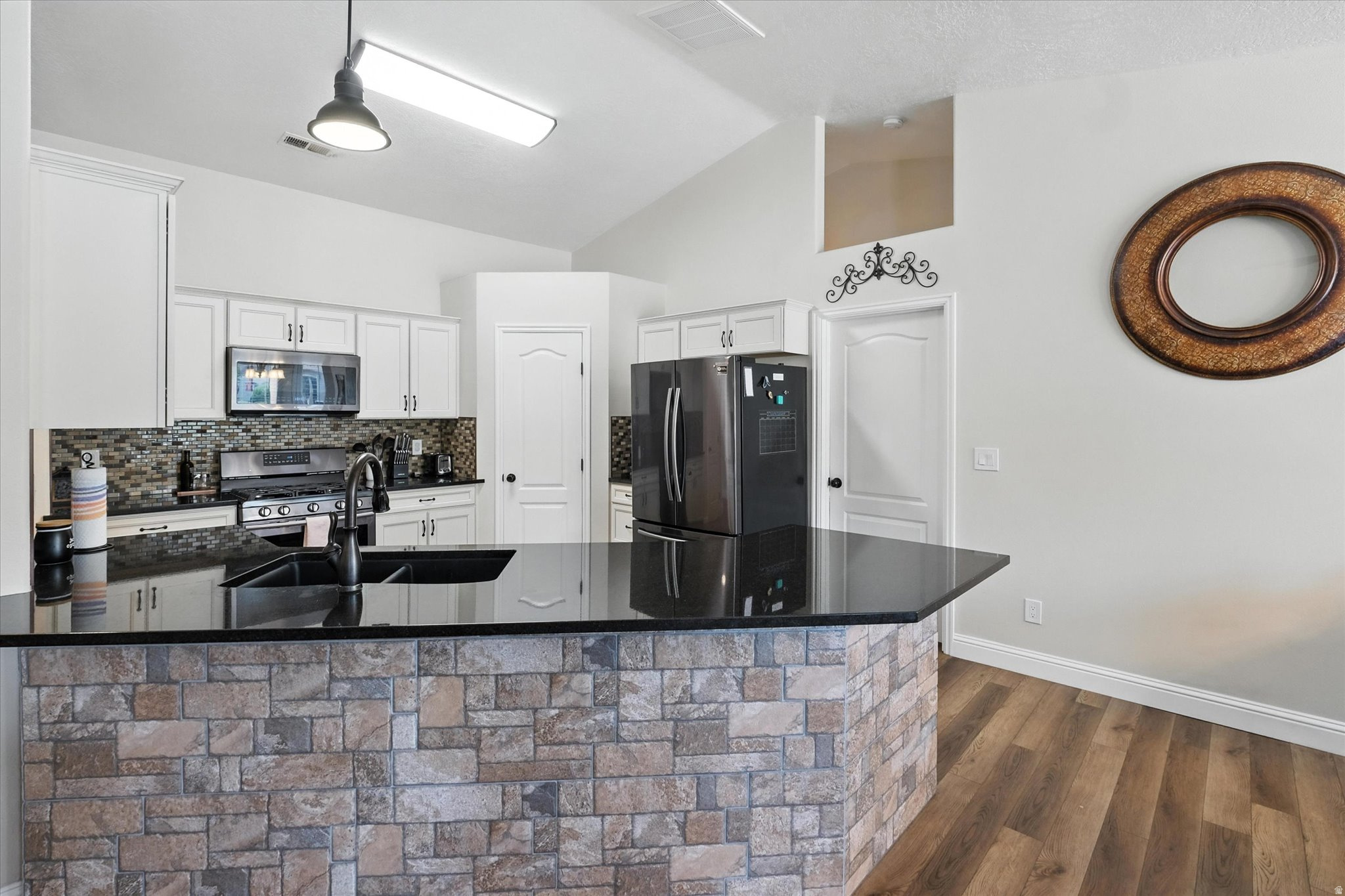 ASPEN MEADOWS - Residential
