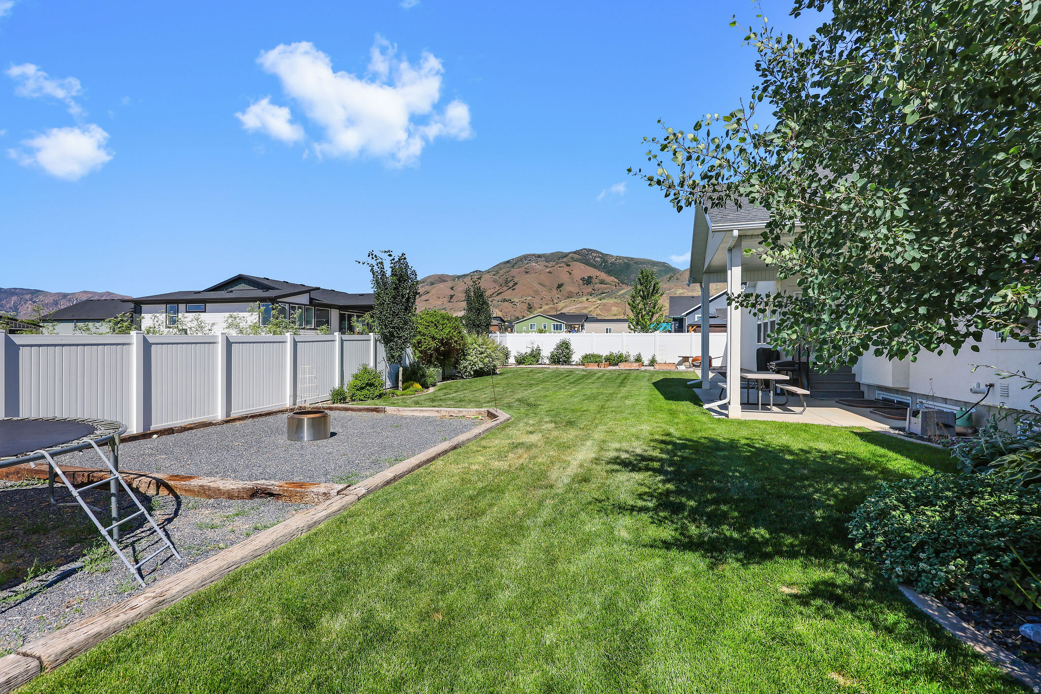 PHEASANT HOLLOW - Residential