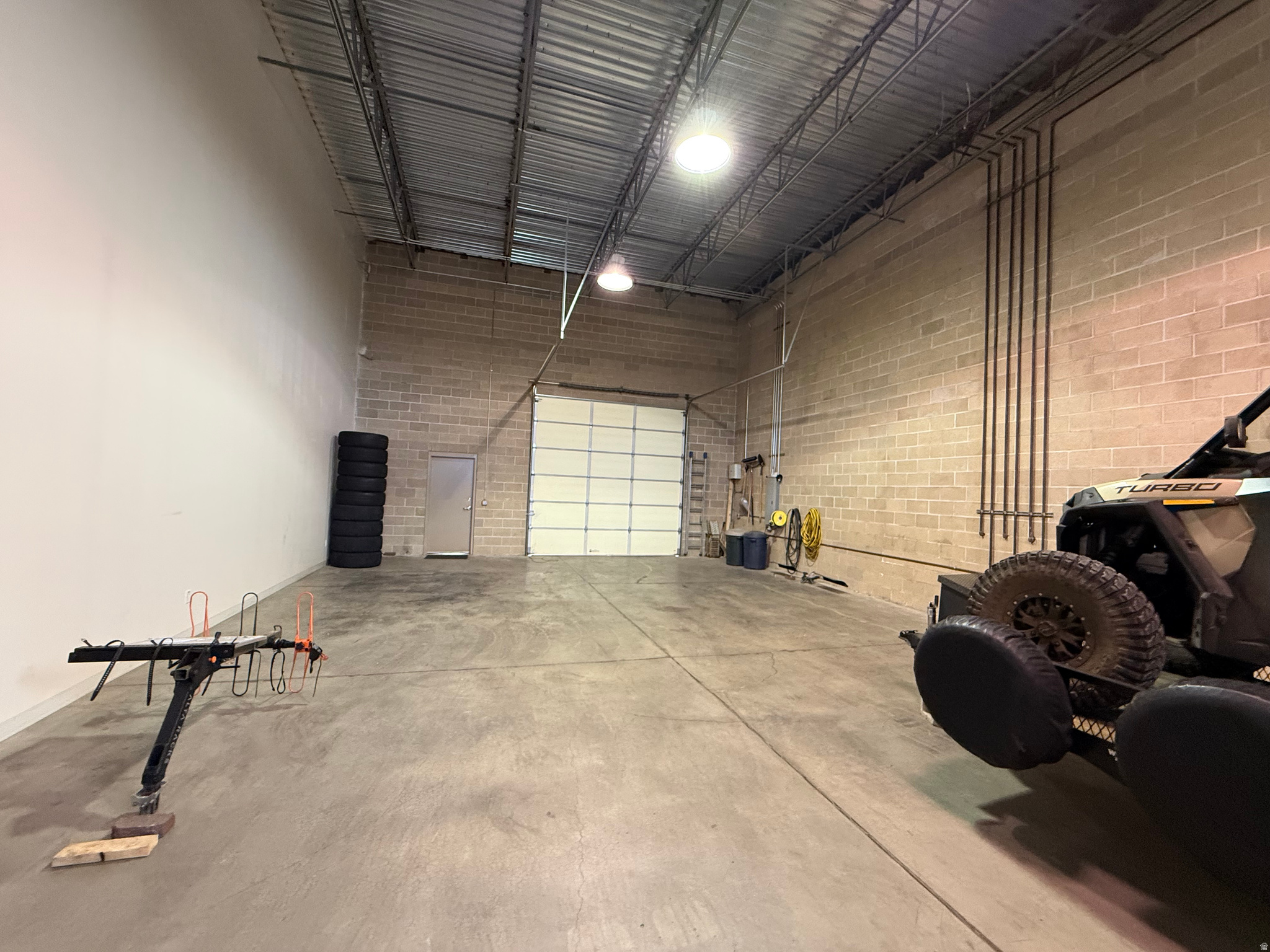 PARK - Commercial Sale
