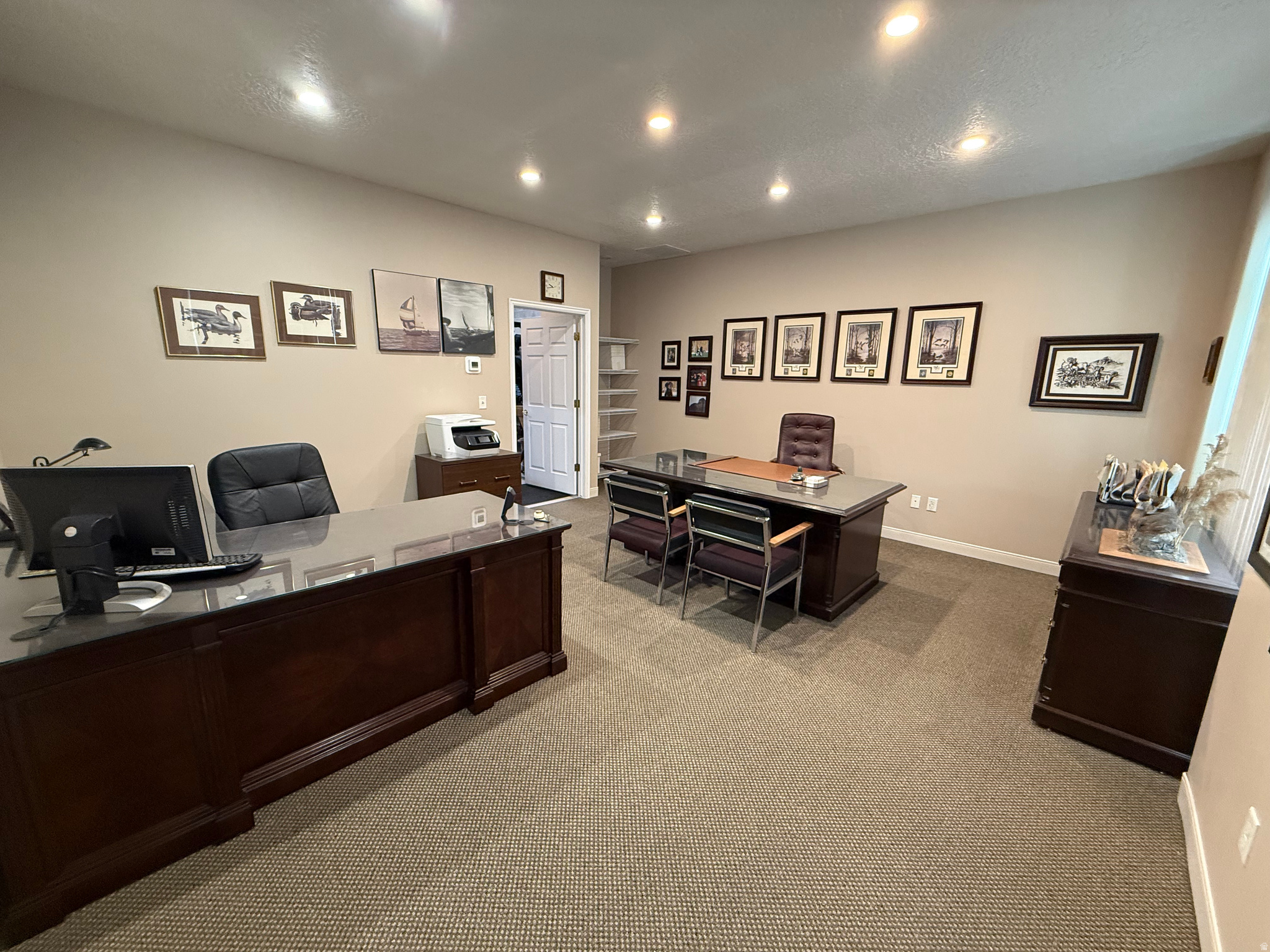 PARK - Commercial Sale