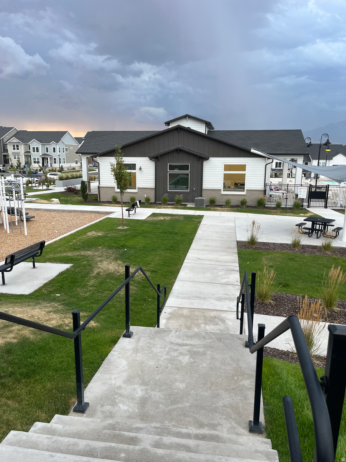 HIGHRIDGE - Residential
