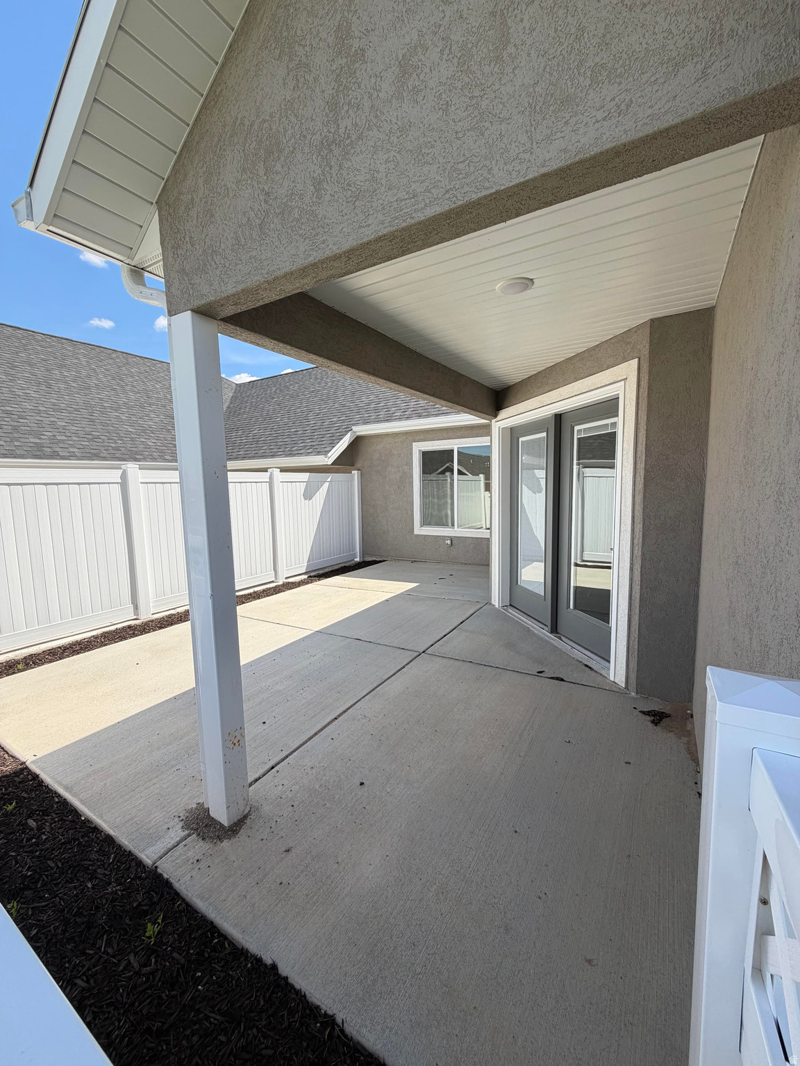 COUNTRY VIEW VILLAS - Residential