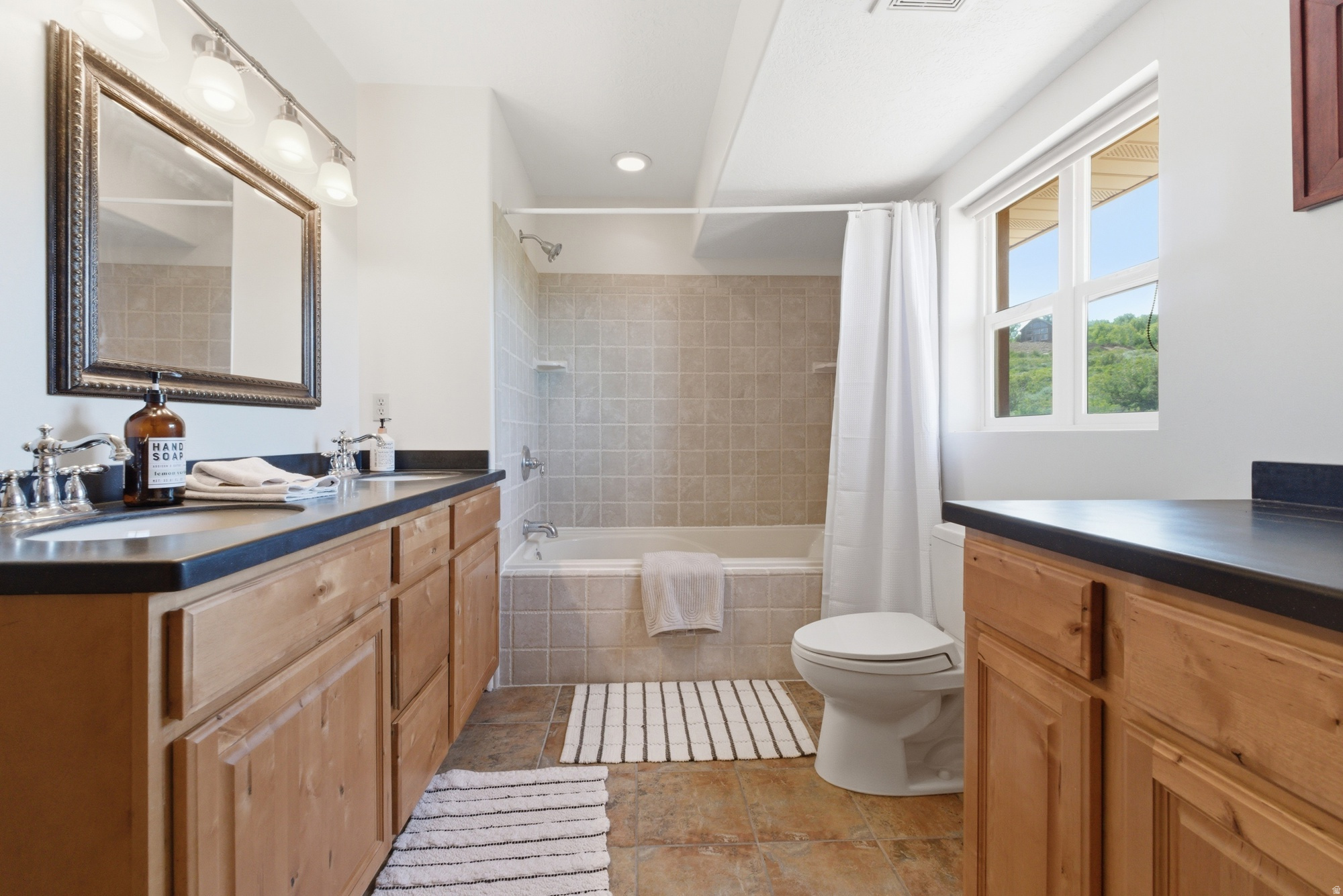SWEETWATER PARK SUB - Residential