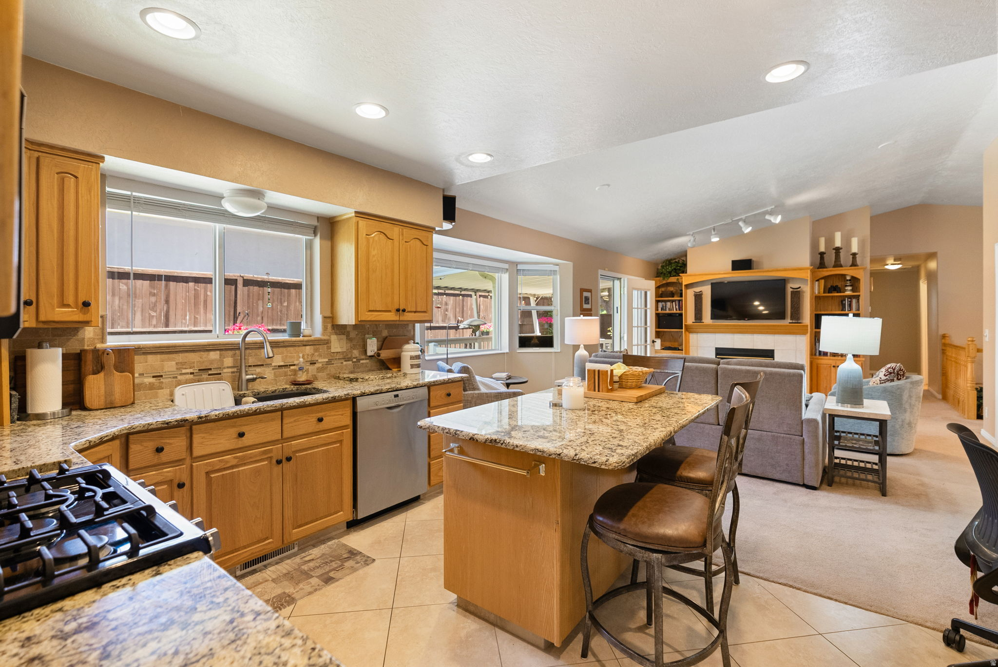 SHADOW MTN ESTATES - Residential