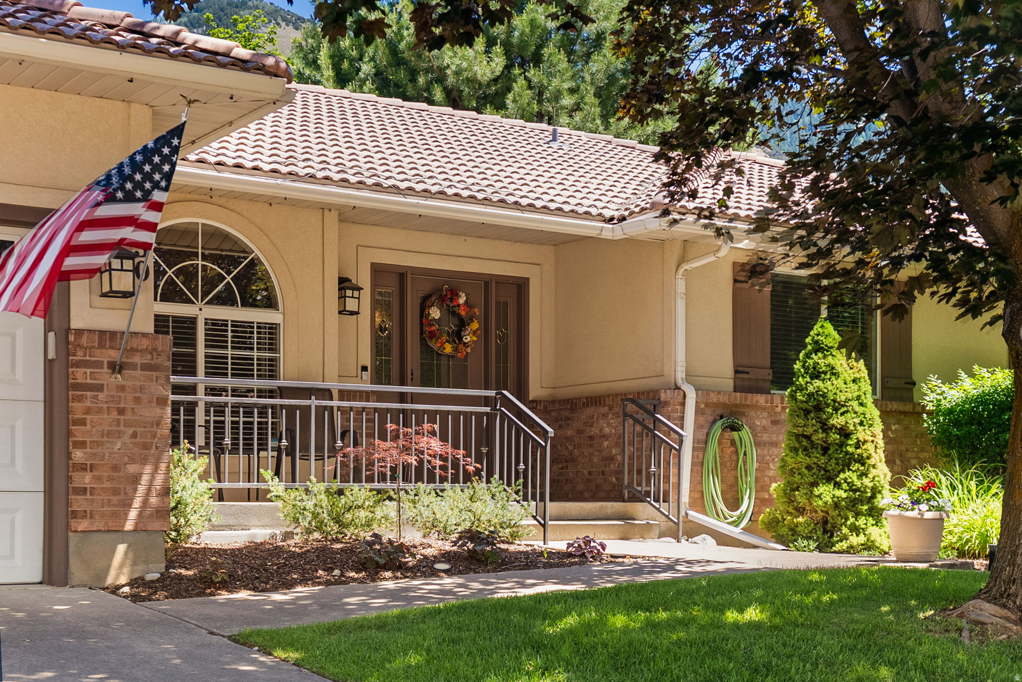 SHADOW MTN ESTATES - Residential