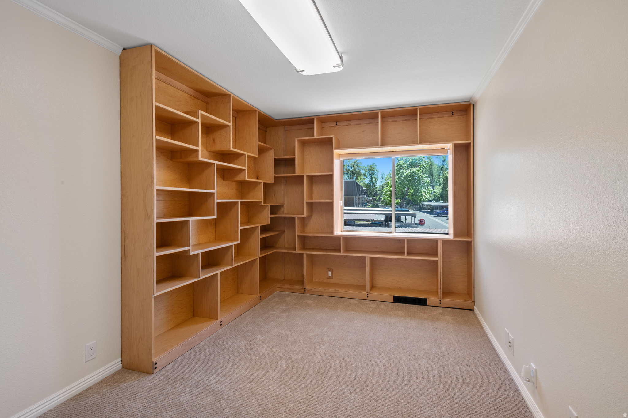 CHATEAU FORET CONDO - Residential