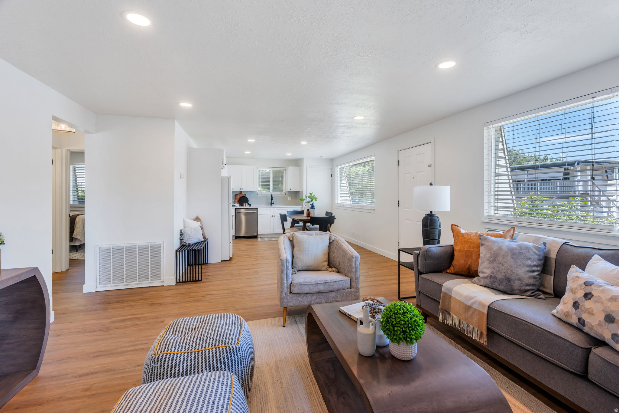 MEADOWBROOK - Residential