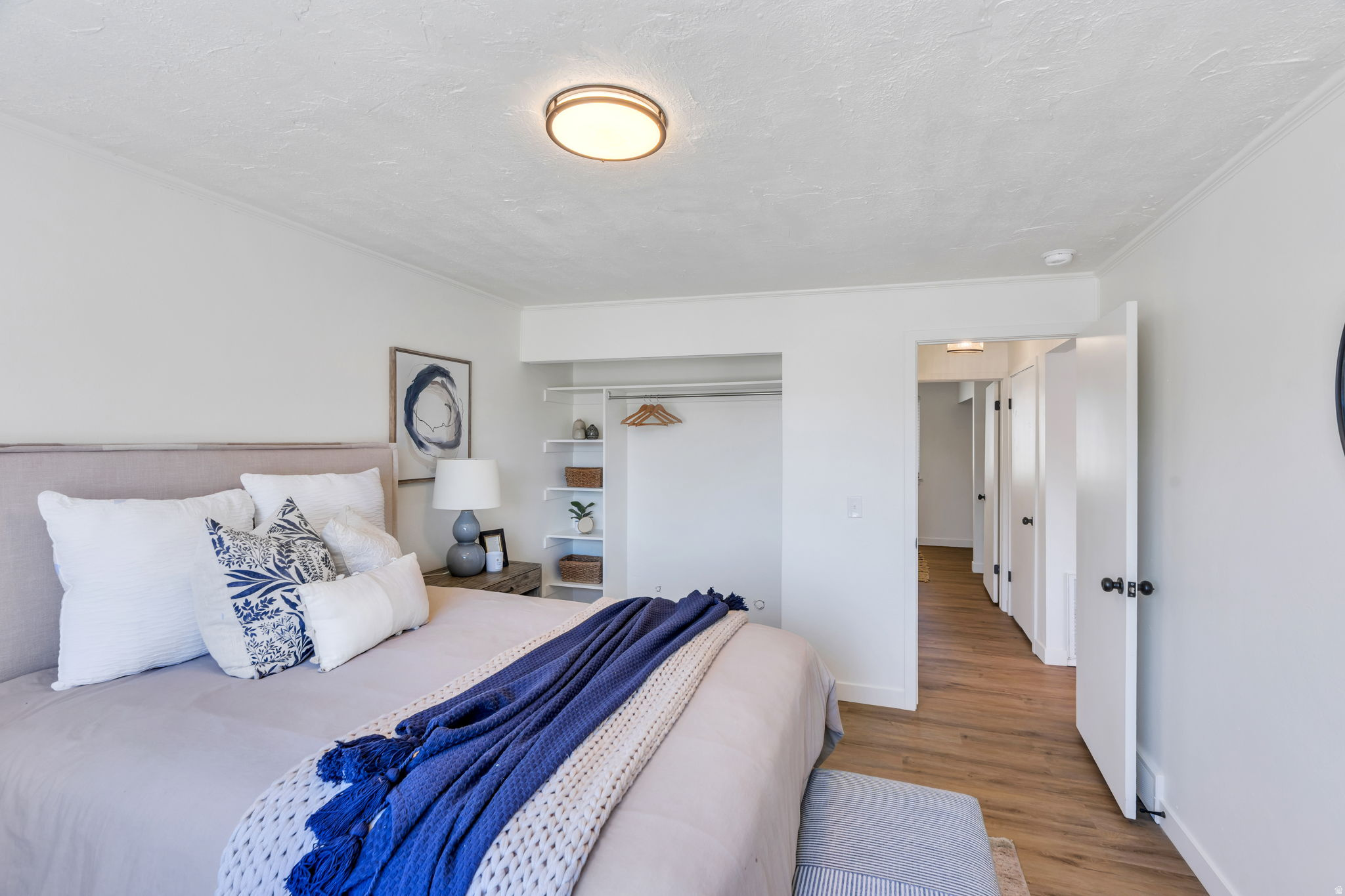 MEADOWBROOK - Residential