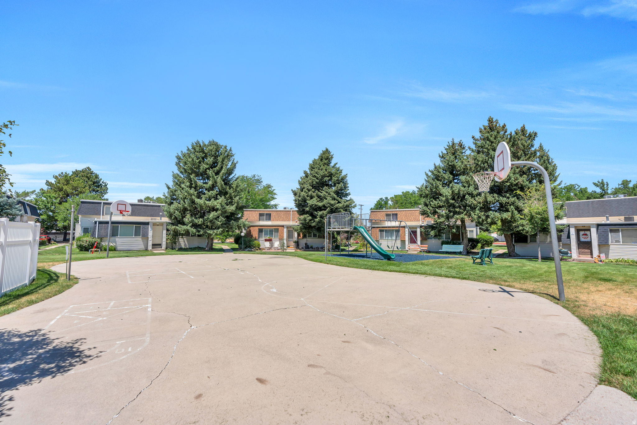 MEADOWBROOK - Residential