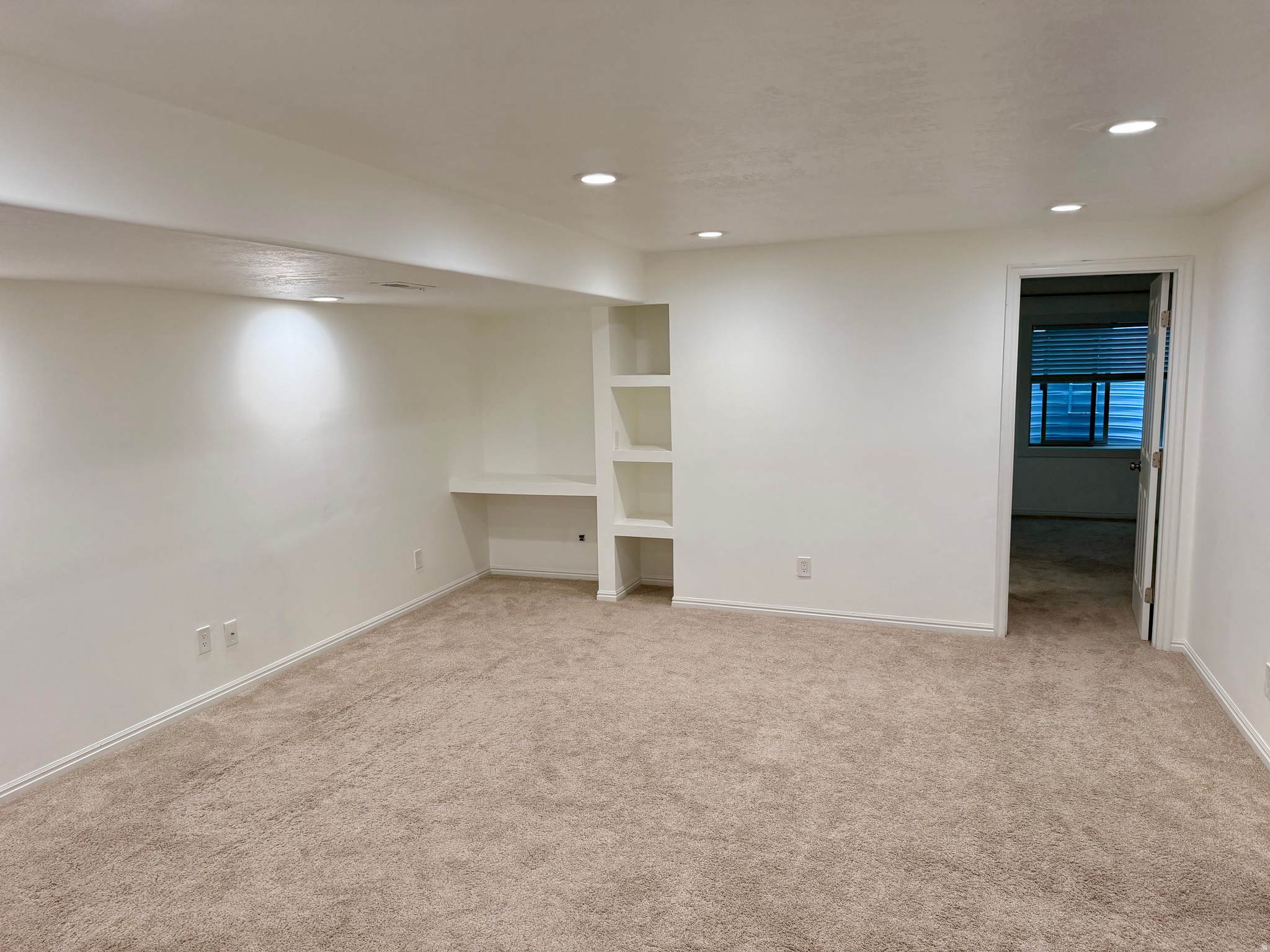 TOWNHOMES AT HIGHBURY COMMONS - Residential