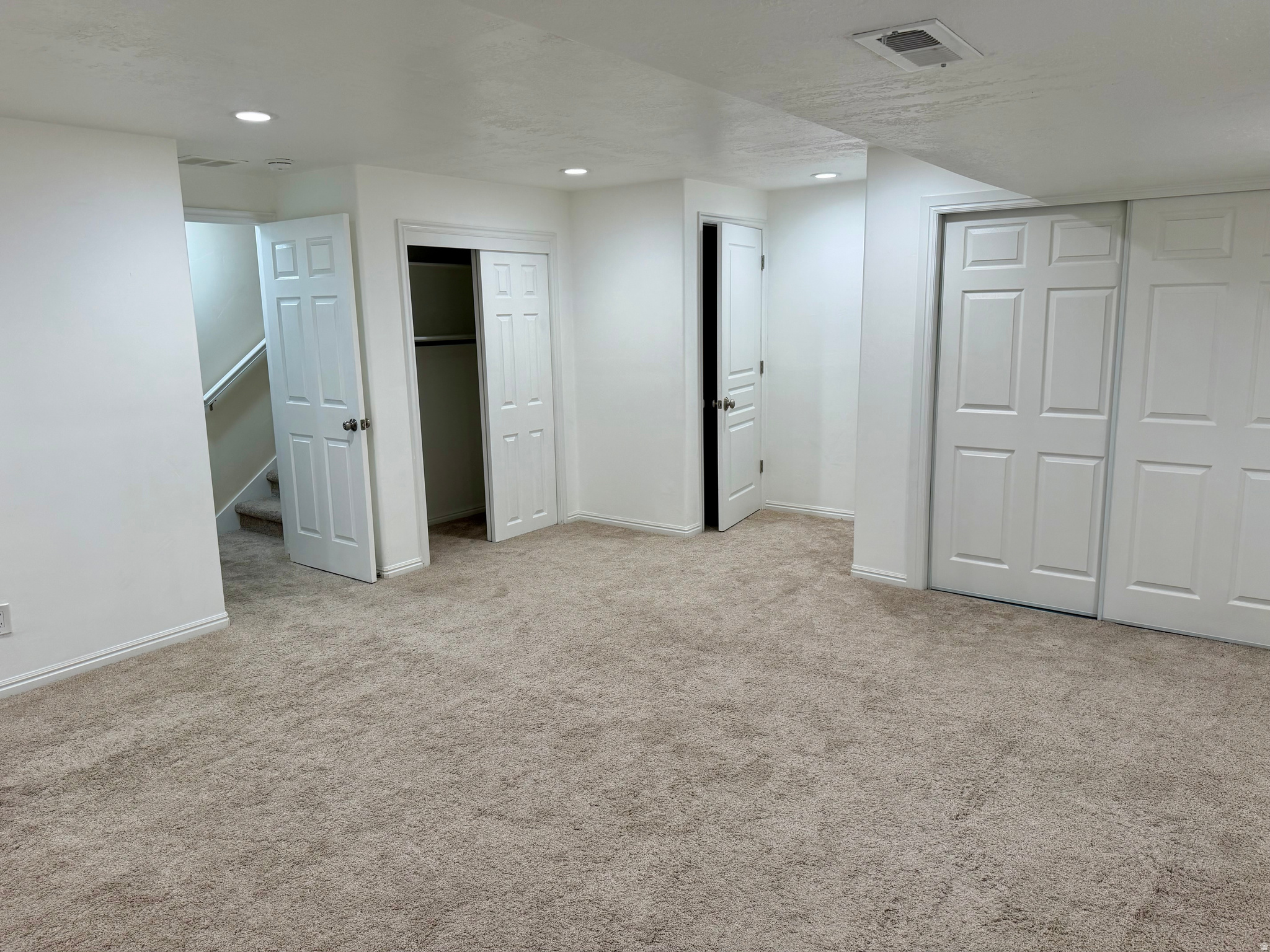 TOWNHOMES AT HIGHBURY COMMONS - Residential