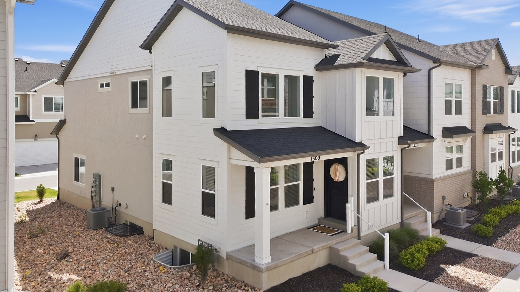 GARDNER POINT - Residential