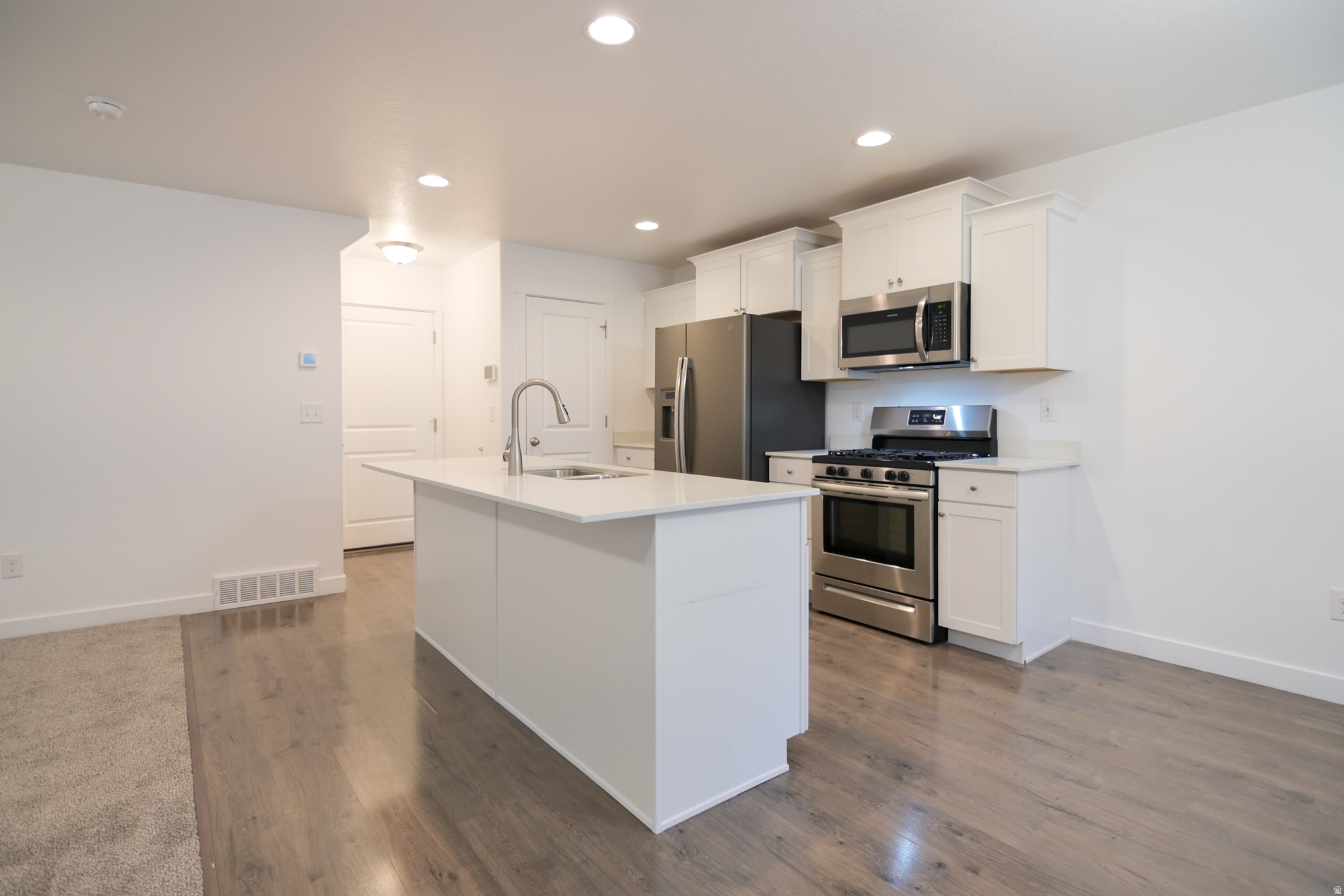SOUTH HILLS POD 2 - Residential