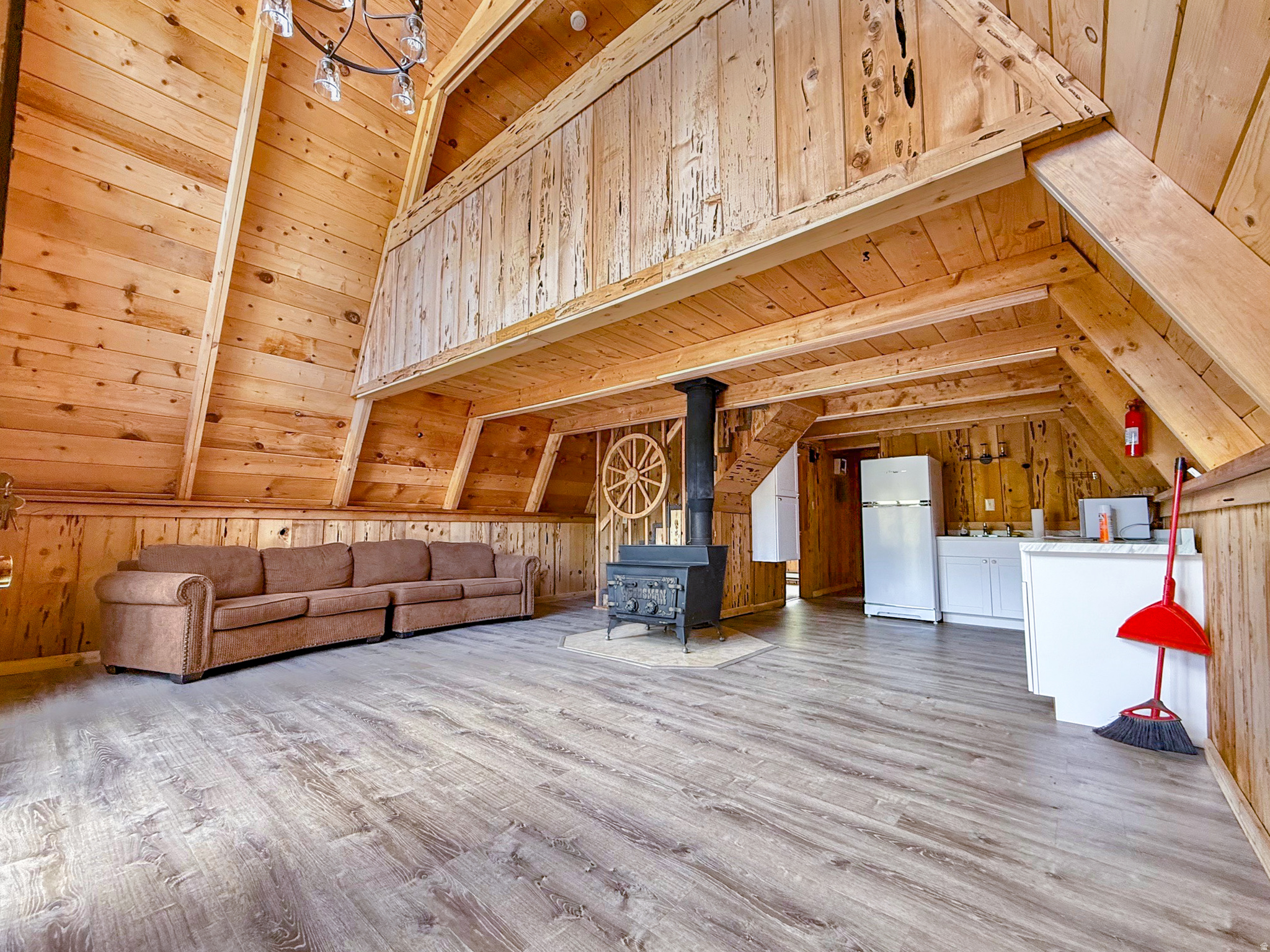 NORTH SUMMIT - Residential