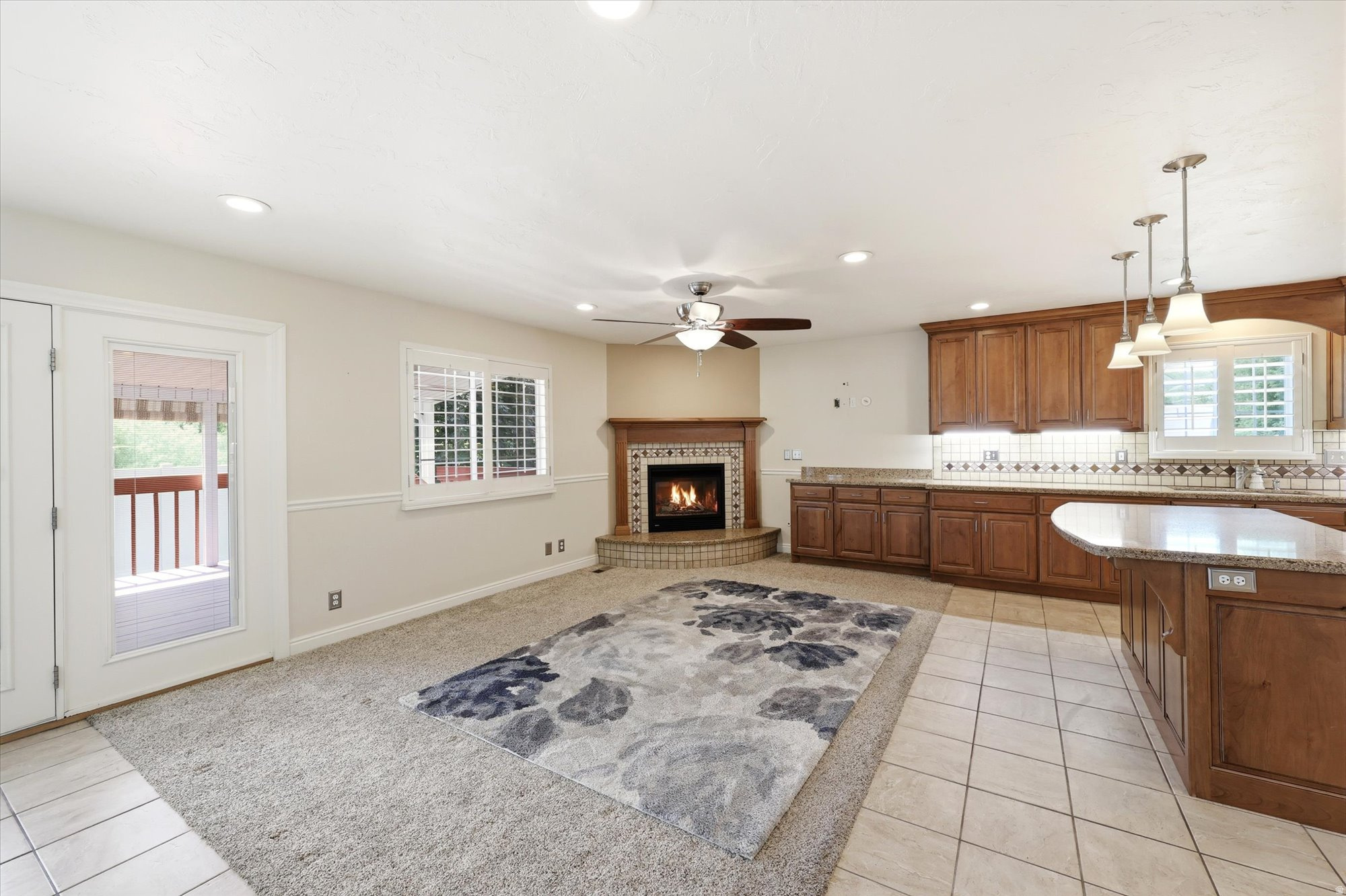 CORNERSTONE CONDO - Residential