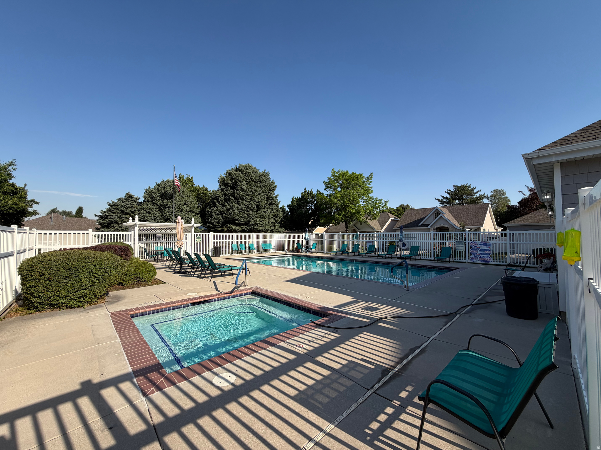 HOMESTEAD VILLAGE - Residential