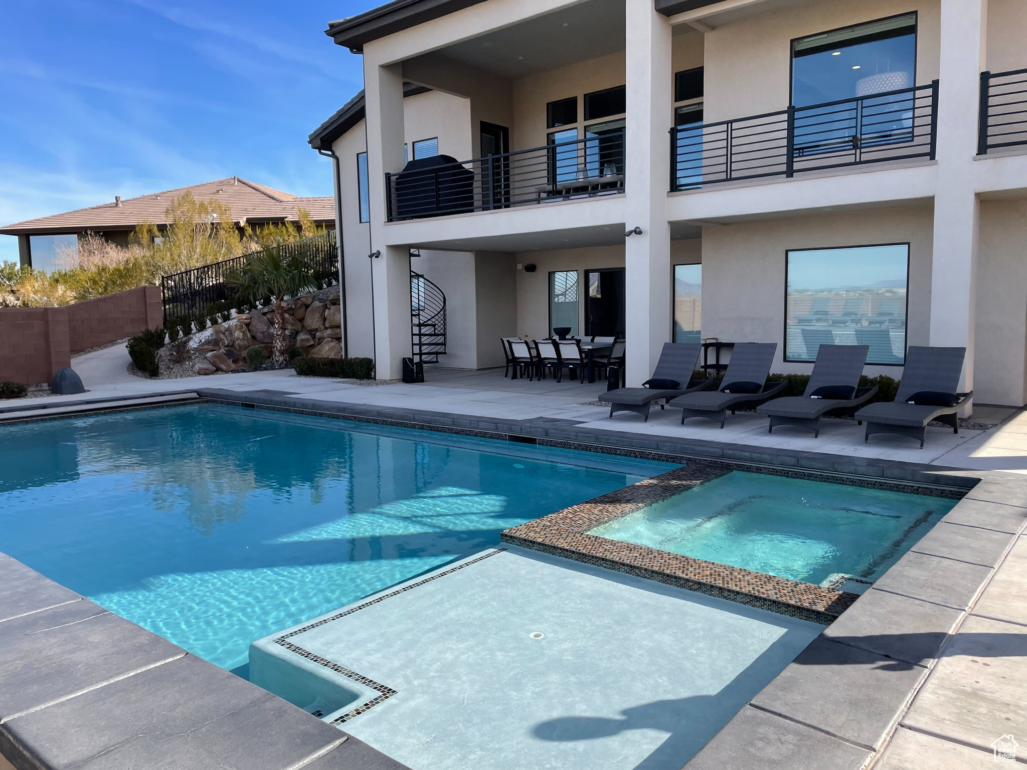 DESERTS EDGE PH 3 - Residential