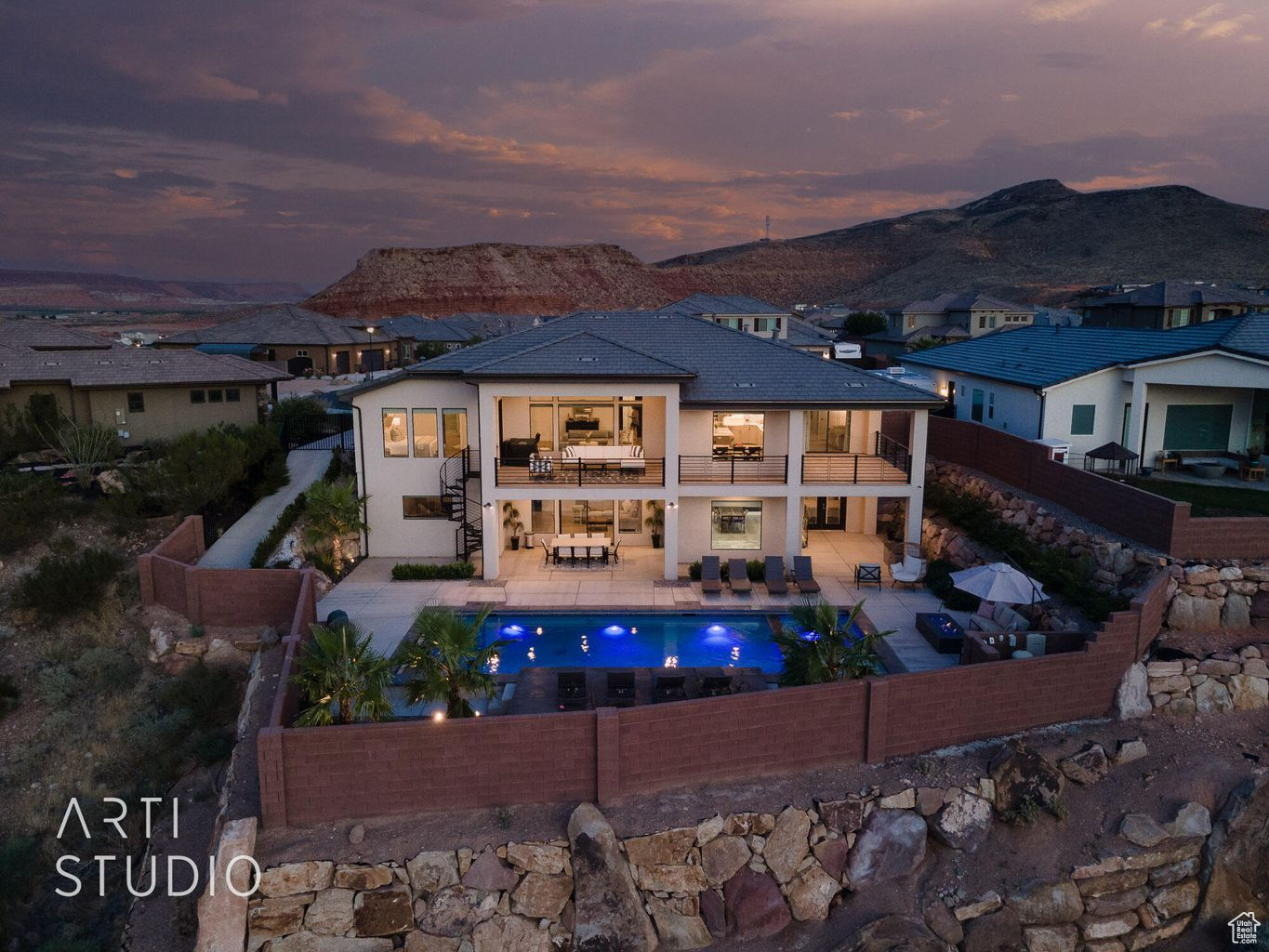 DESERTS EDGE PH 3 - Residential