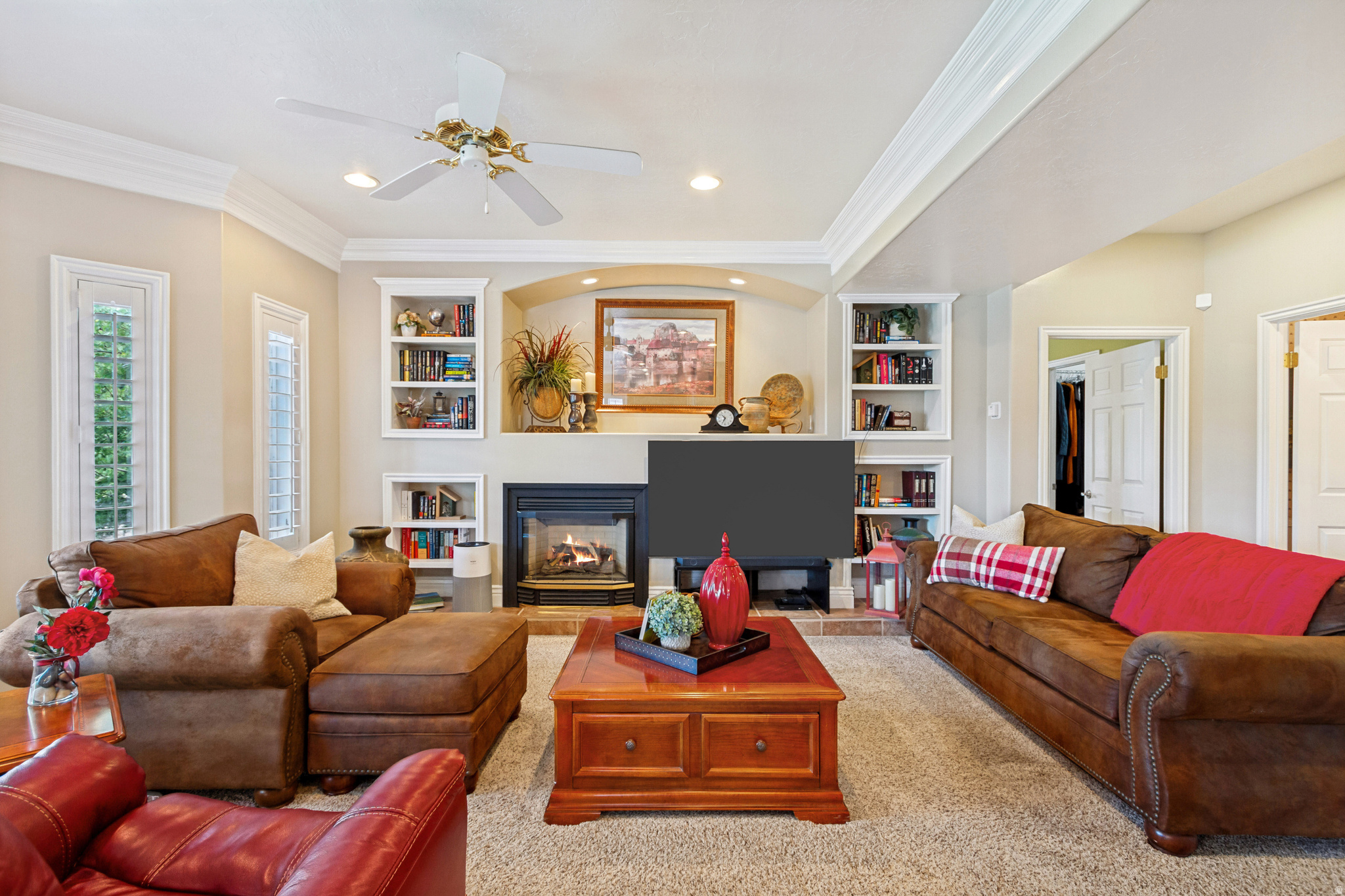MEADOWS - Residential