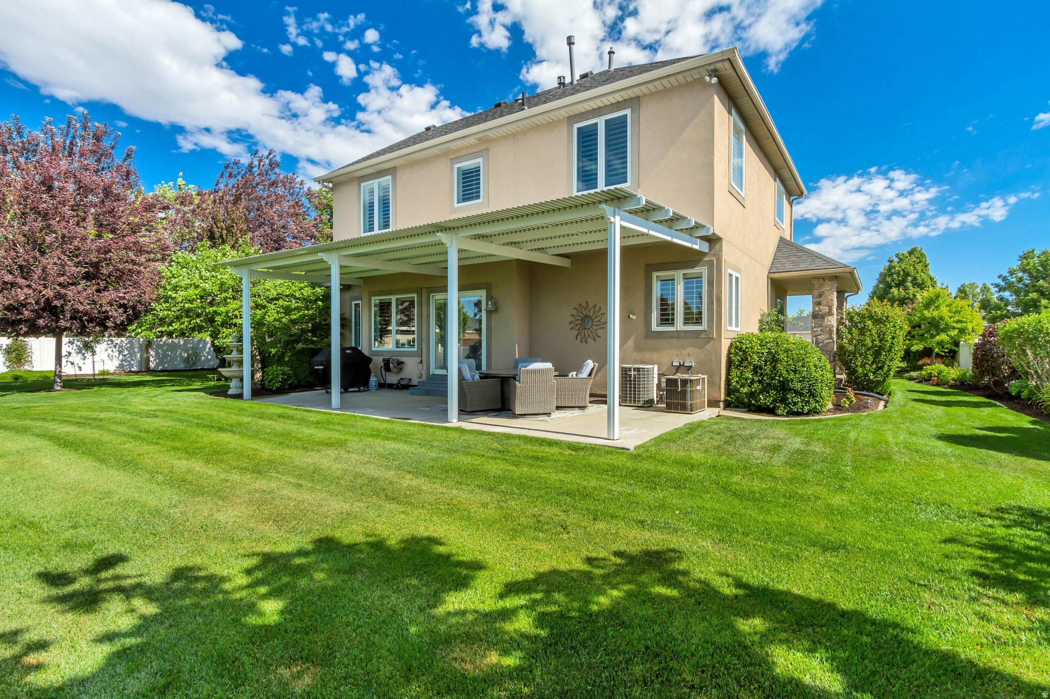 MEADOWS - Residential