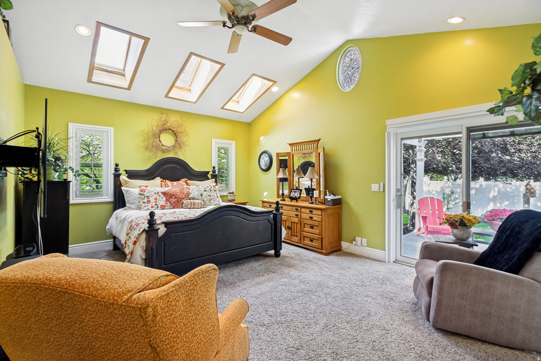 MEADOWS - Residential