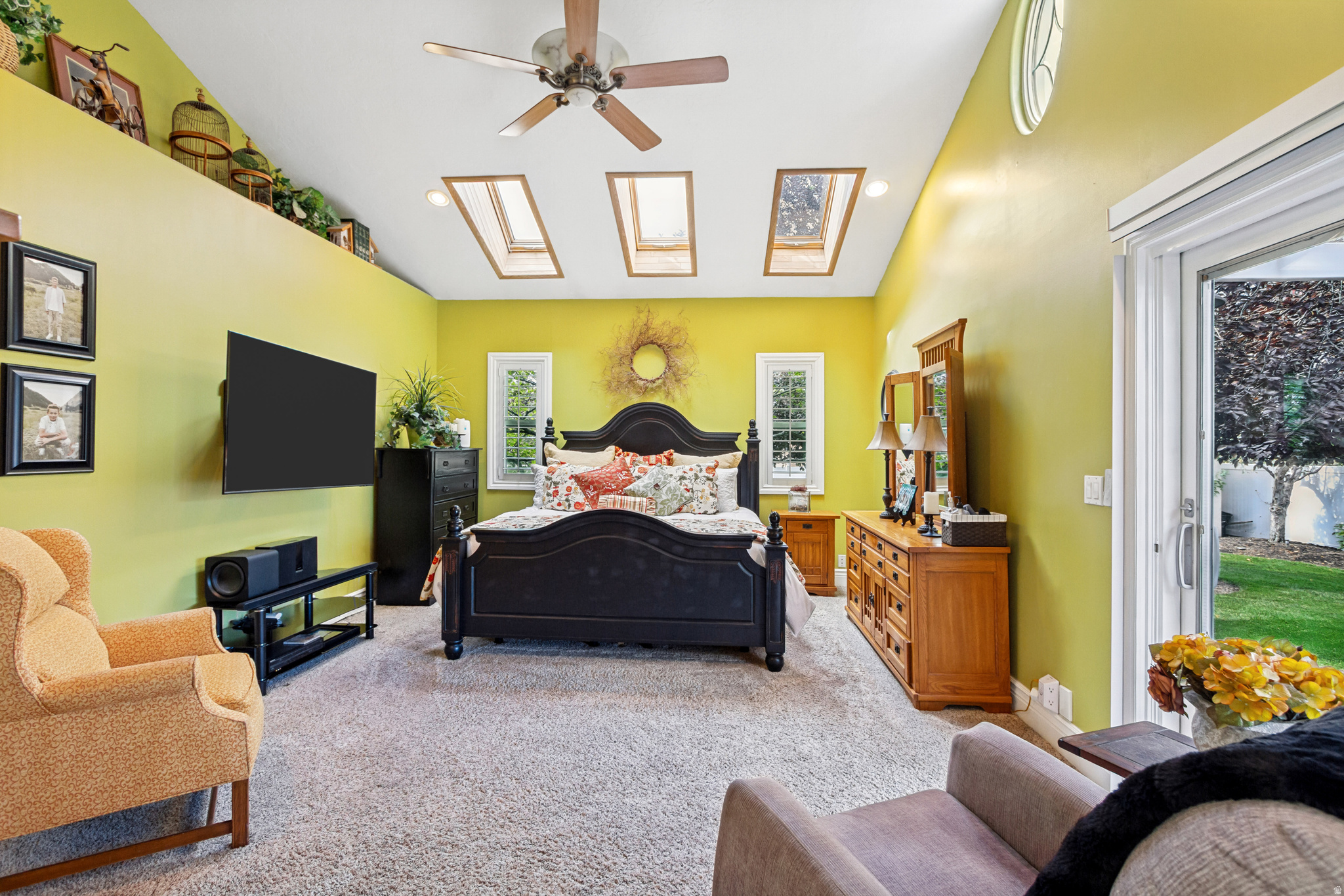 MEADOWS - Residential
